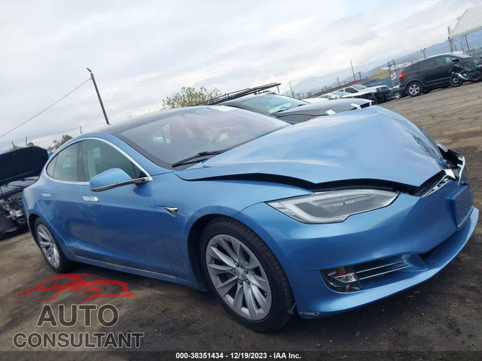 TESLA MODEL S 2017 - 5YJSA1E21HF186523