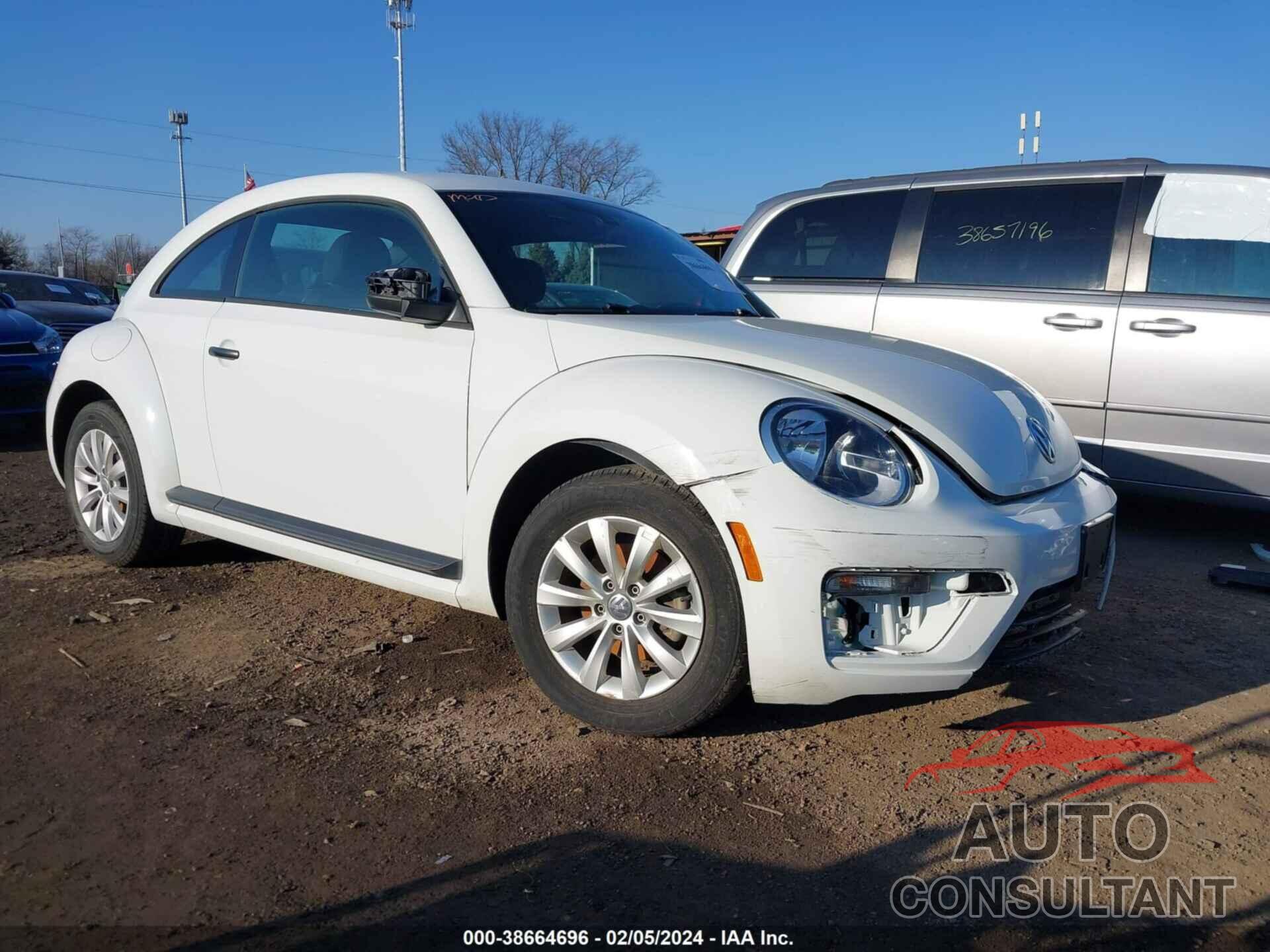 VOLKSWAGEN BEETLE 2017 - 3VWF17AT8HM607309