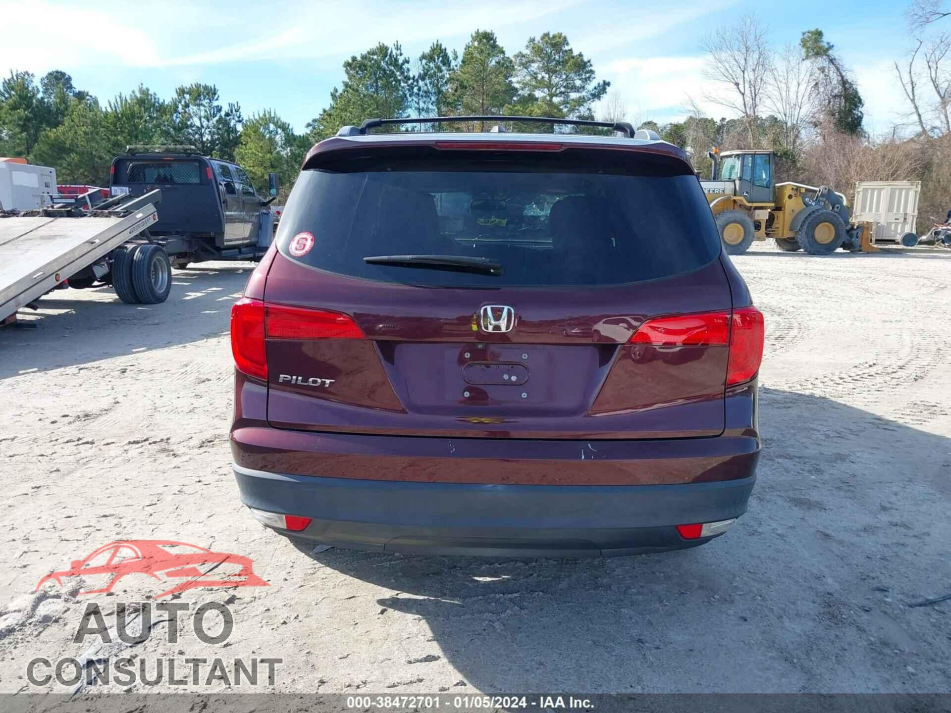 HONDA PILOT 2017 - 5FNYF5H56HB010141