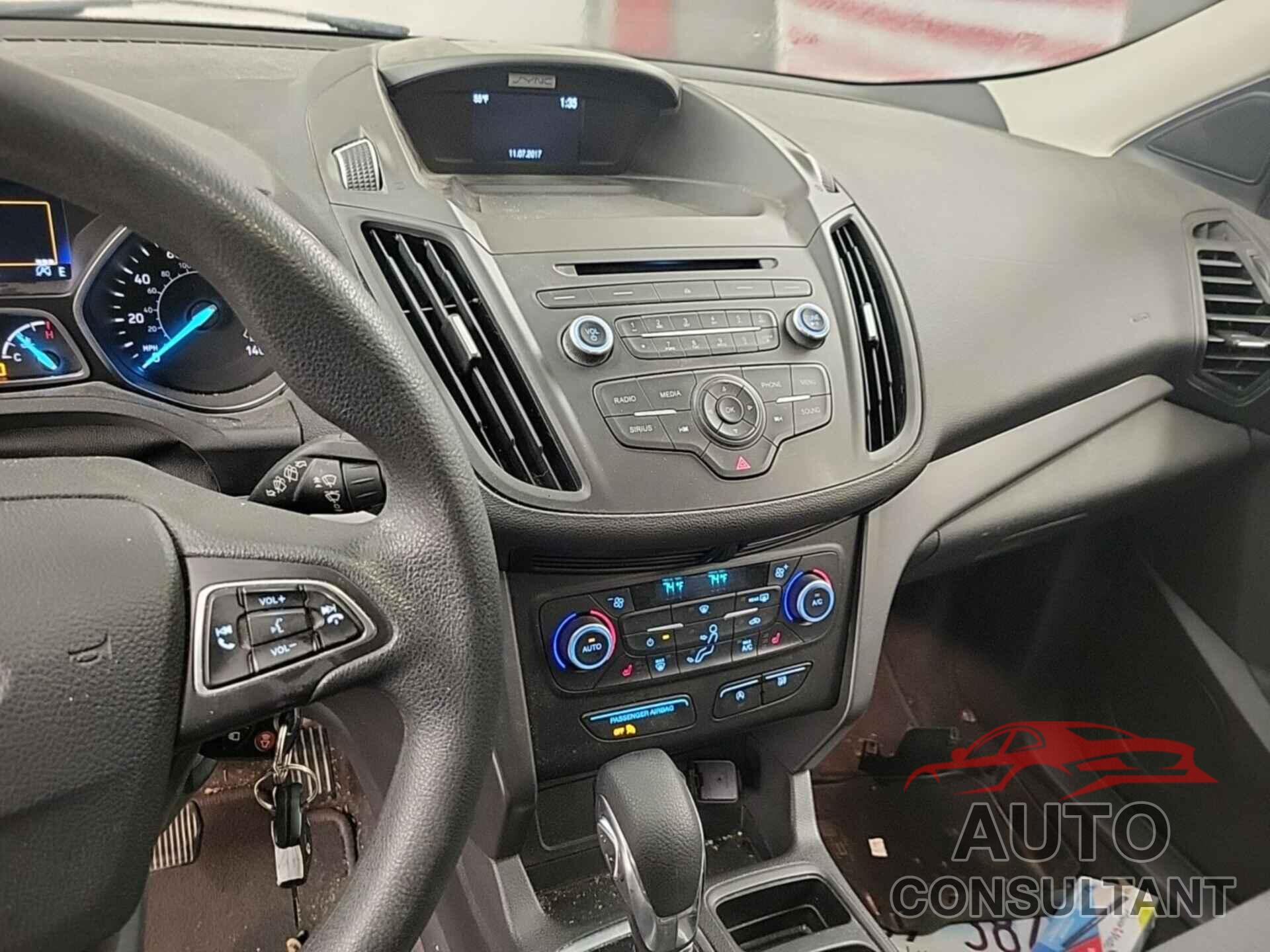 FORD ESCAPE 2018 - 1FMCU9GD4JUA76163