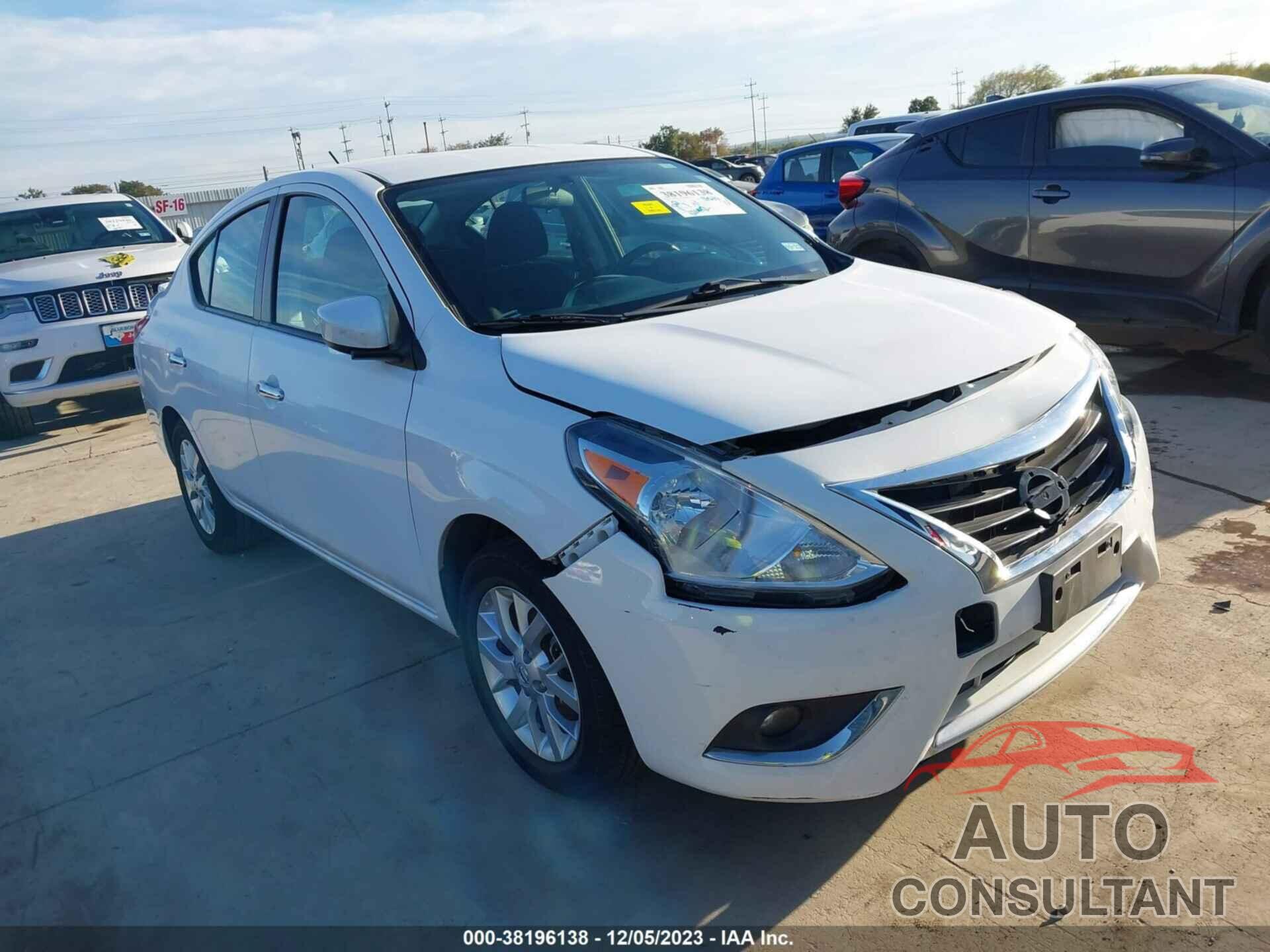 NISSAN VERSA 2018 - 3N1CN7AP4JL879948