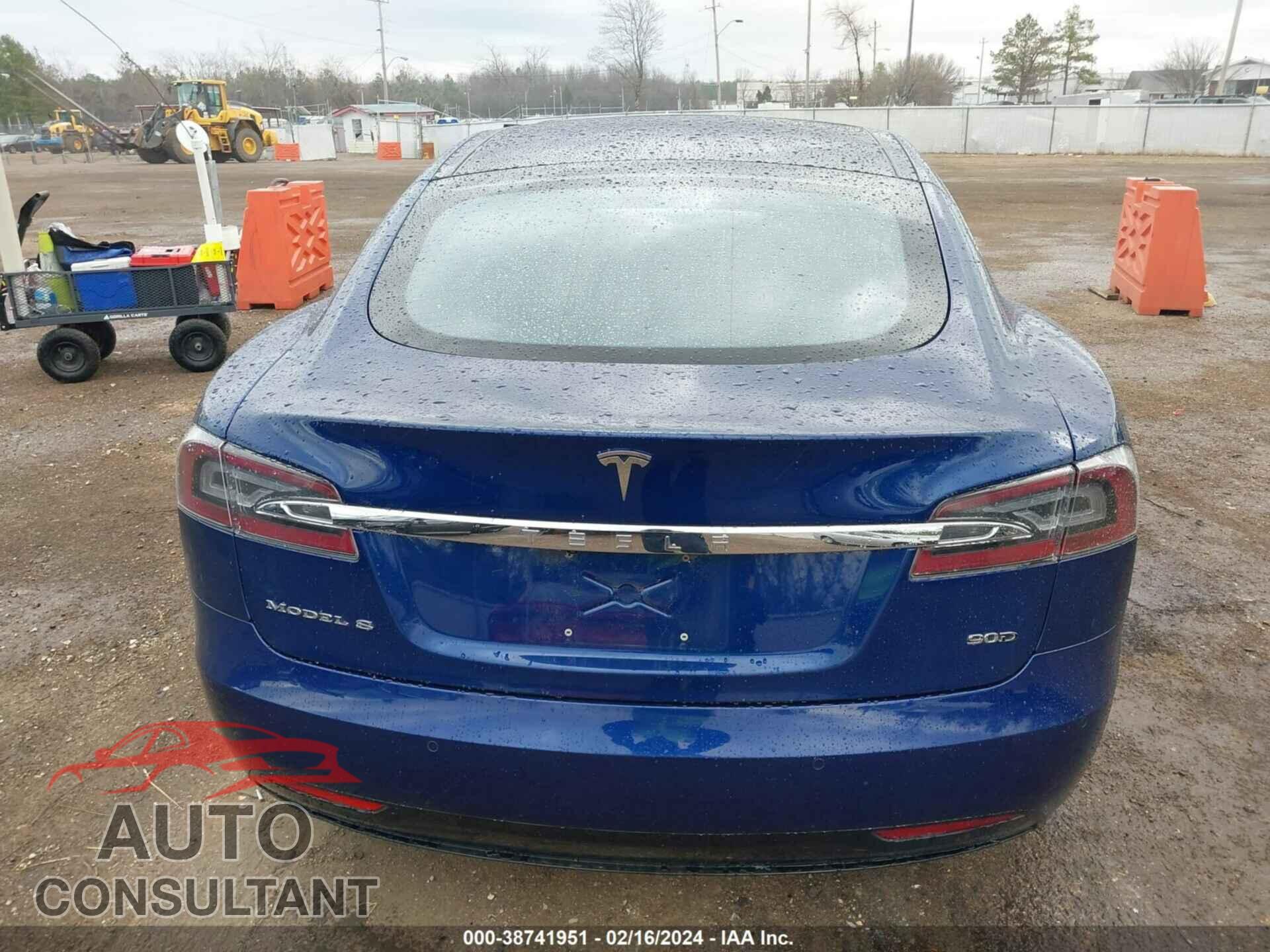 TESLA MODEL S 2016 - 5YJSA1E25GF155998