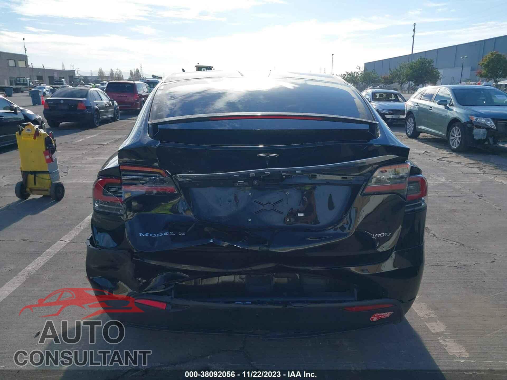 TESLA MODEL X 2017 - 5YJXCBE21HF055257