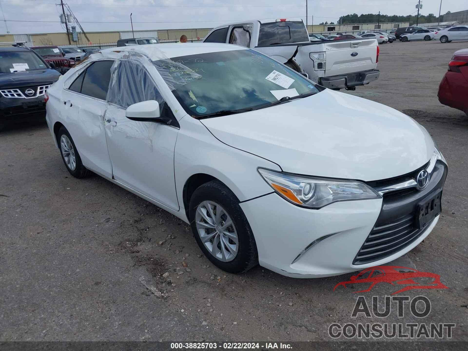 TOYOTA CAMRY 2016 - 4T4BF1FK8GR567440