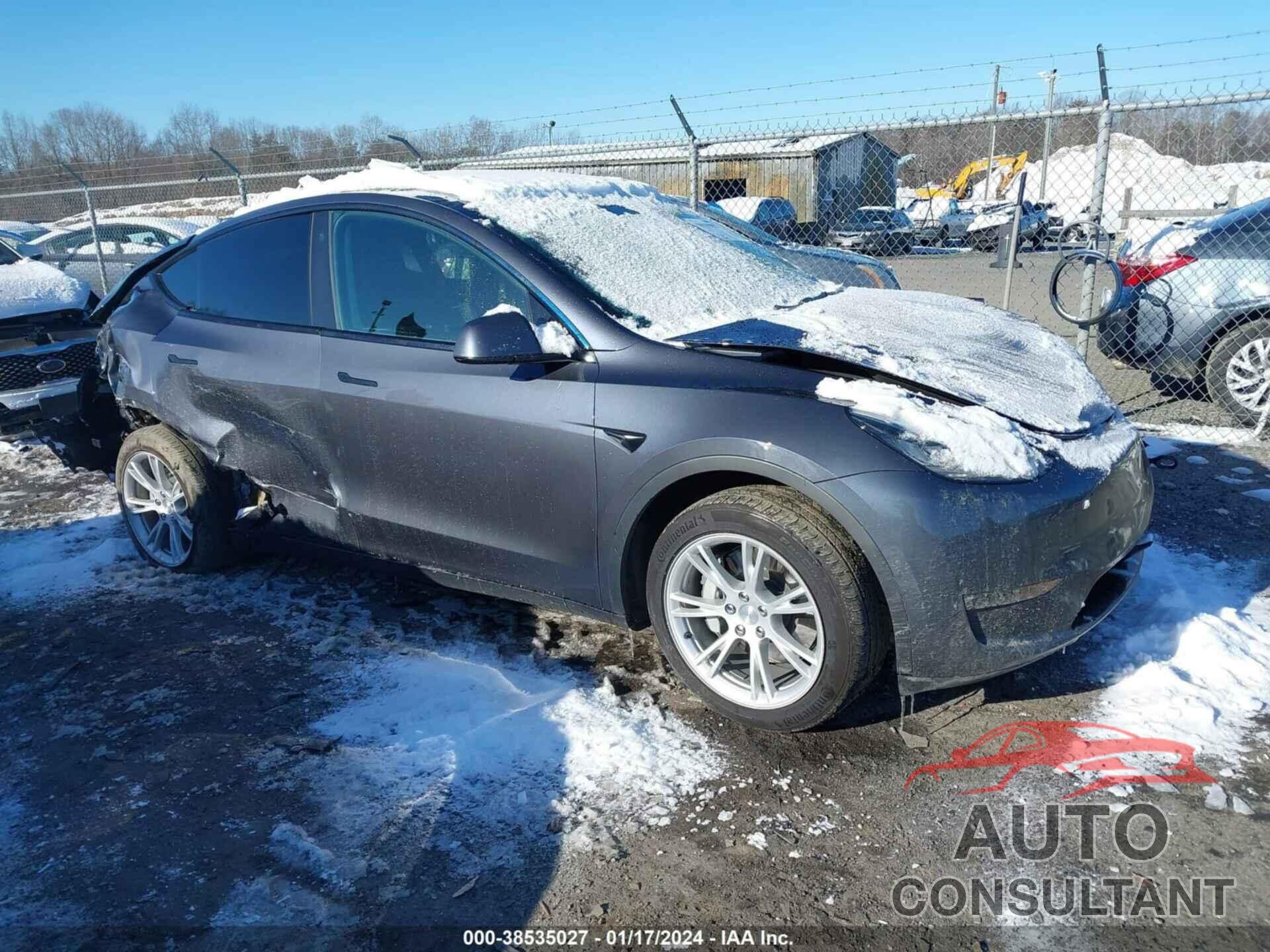 TESLA MODEL Y 2021 - 5YJYGDEE5MF204858