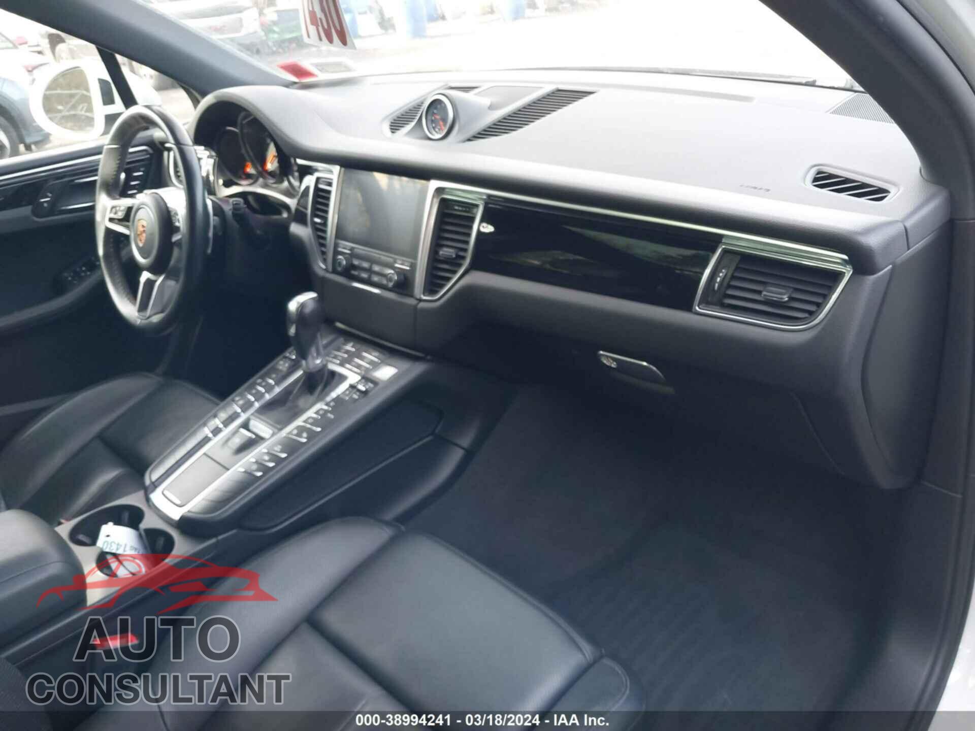 PORSCHE MACAN 2017 - WP1AA2A5XHLB09033