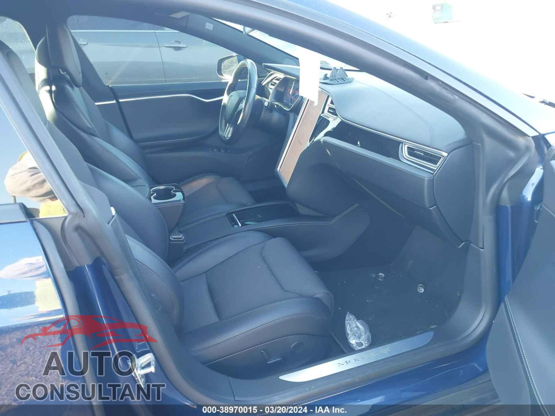 TESLA MODEL S 2017 - 5YJSA1E26HF212095