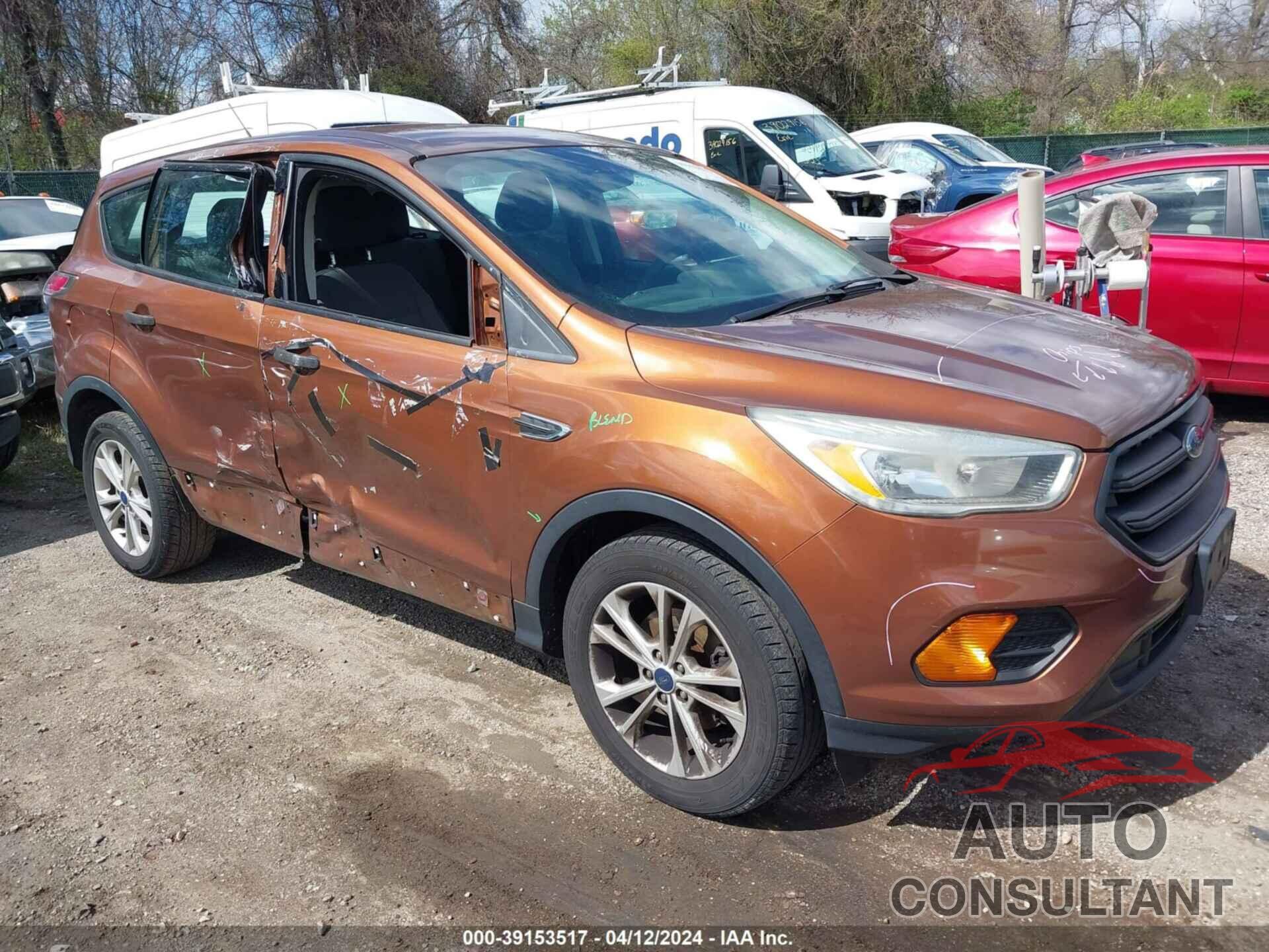 FORD ESCAPE 2017 - 1FMCU0F73HUA08115