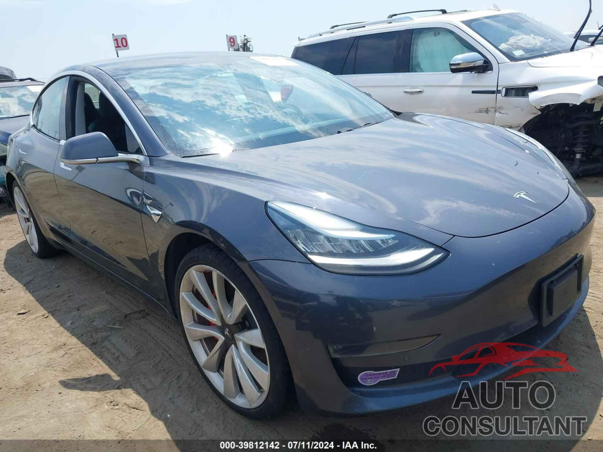 TESLA MODEL 3 2019 - 5YJ3E1EB8KF513872