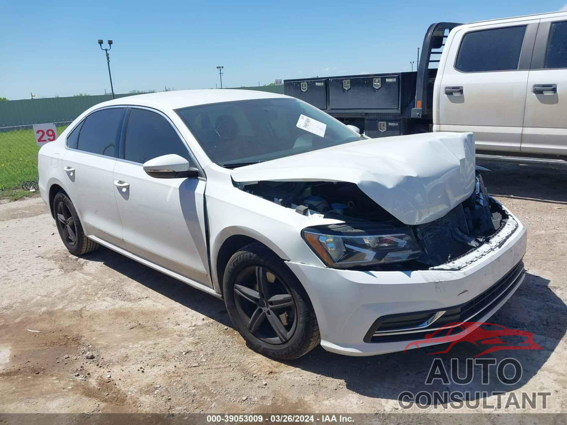 VOLKSWAGEN PASSAT 2016 - 1VWAS7A30GC035448