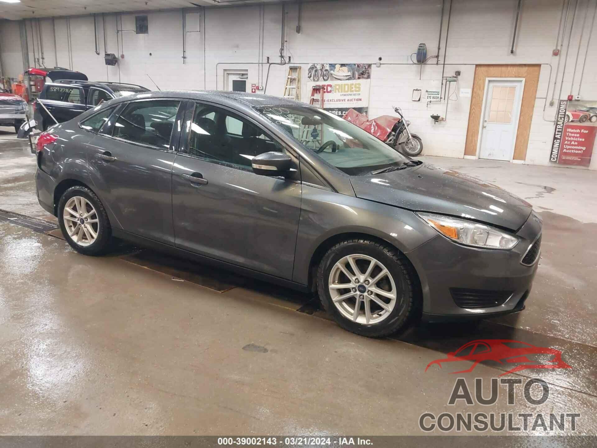 FORD FOCUS 2017 - 1FADP3F28HL288471