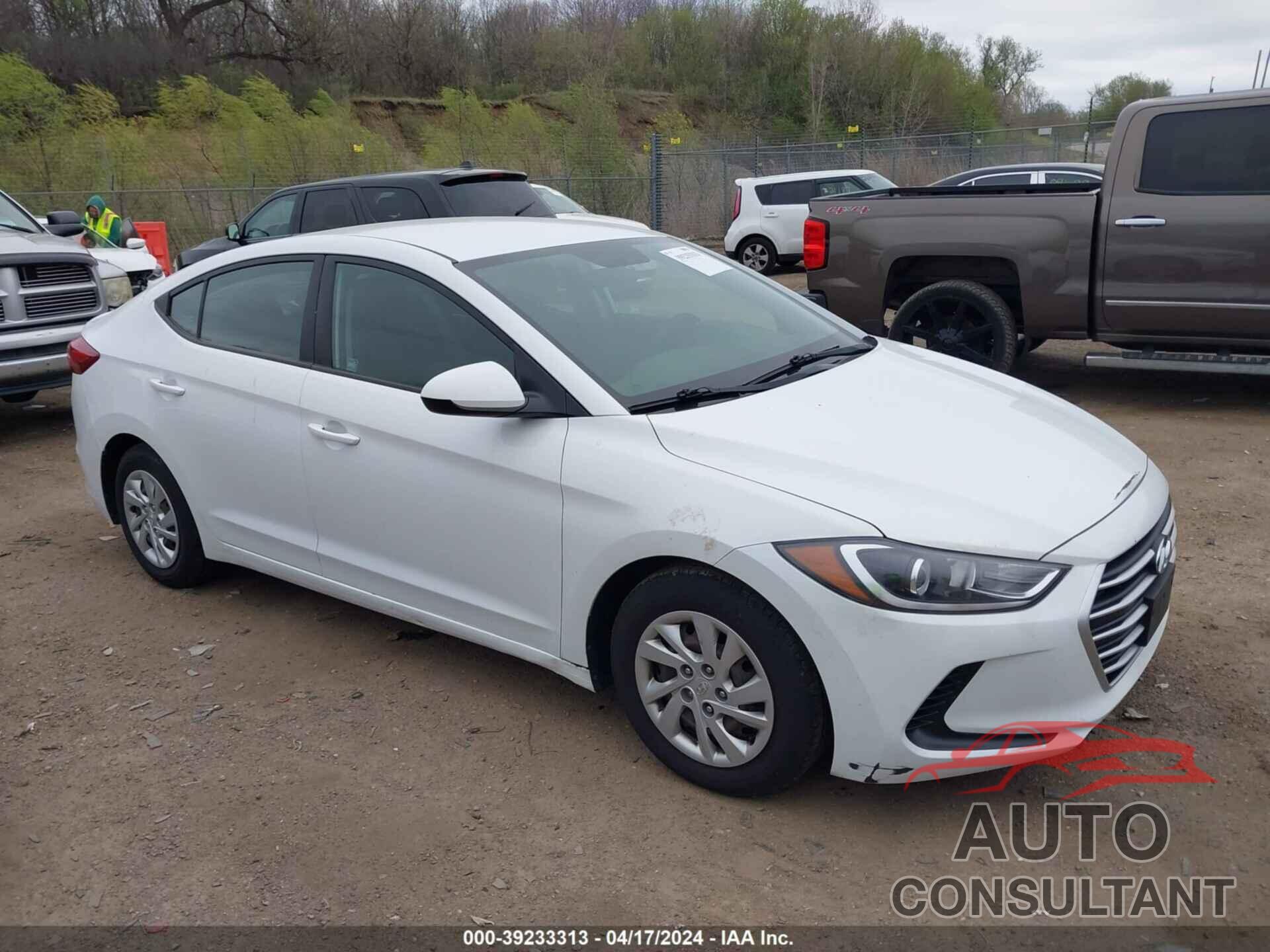 HYUNDAI ELANTRA 2018 - 5NPD74LF4JH231847