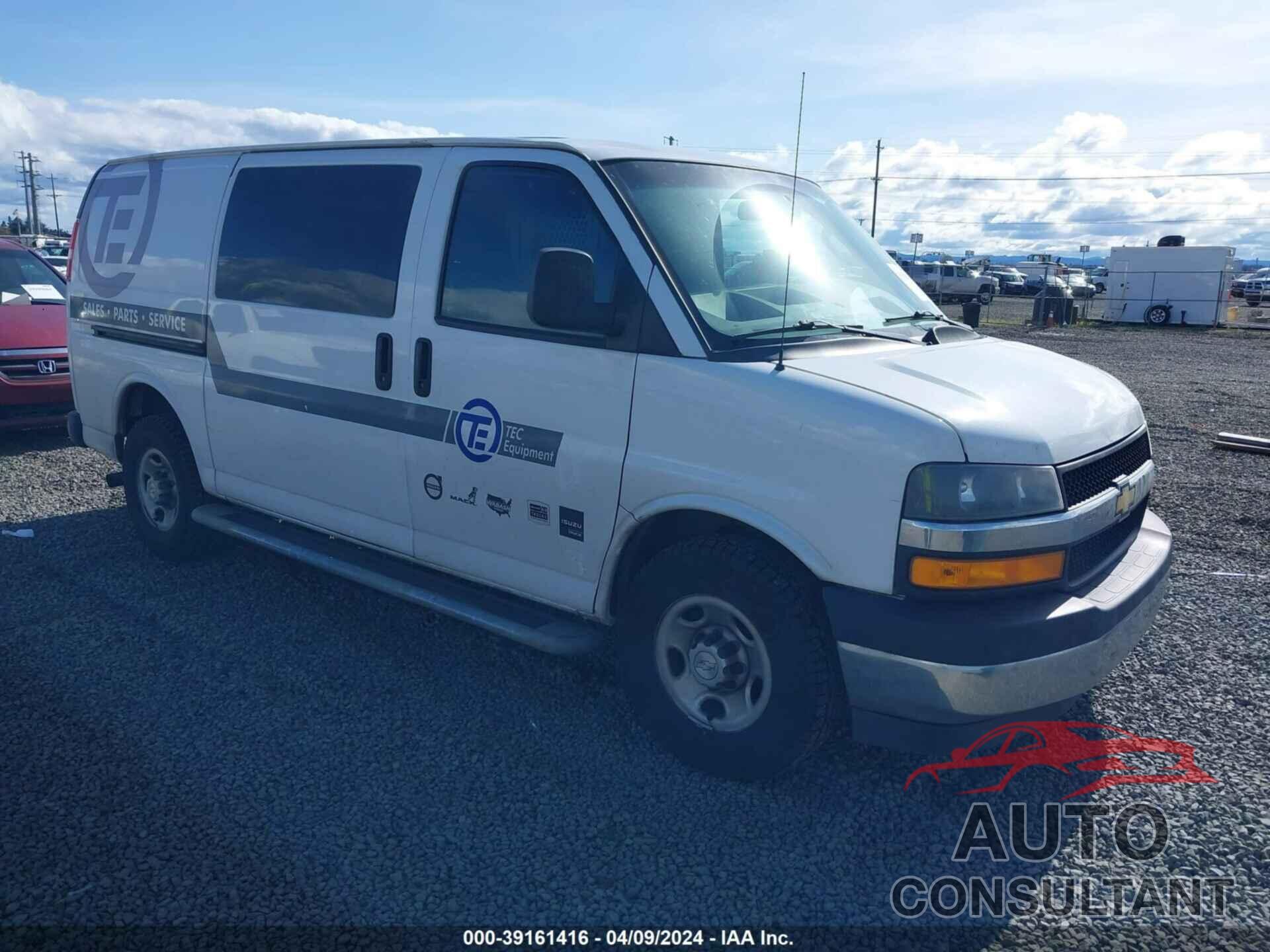 CHEVROLET EXPRESS 2500 2018 - 1GCWGAFG3J1908812