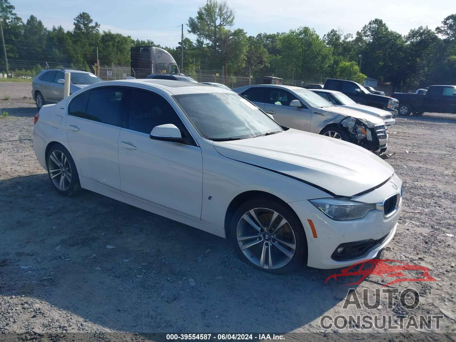 BMW 330E 2018 - WBA8E1C54JA178424