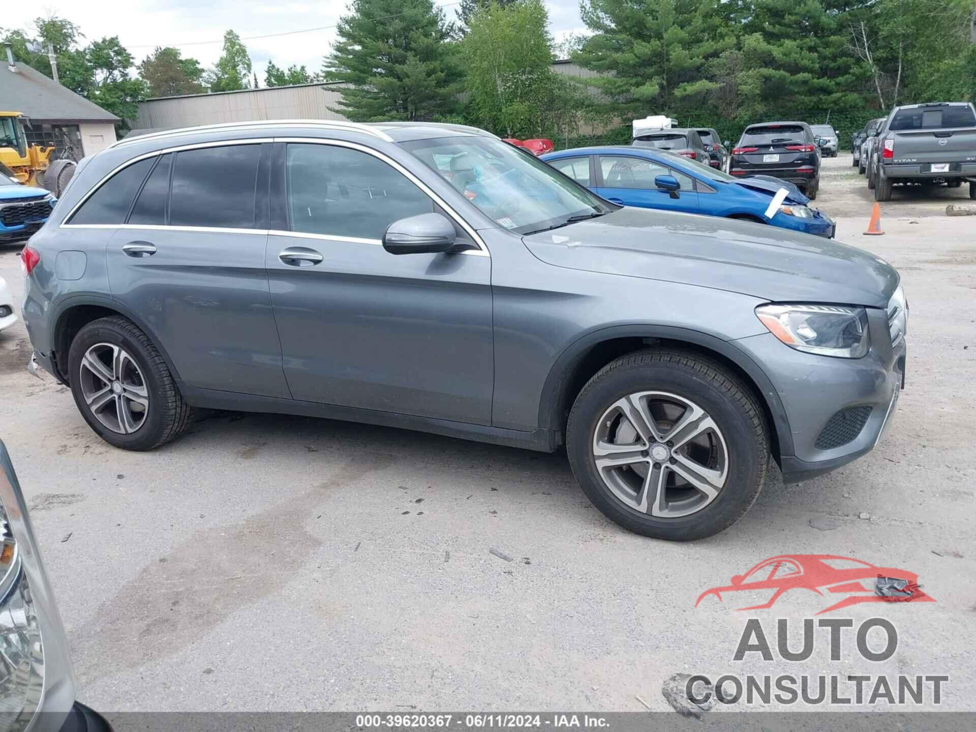MERCEDES-BENZ GLC 300 2016 - WDC0G4KB2GF109014