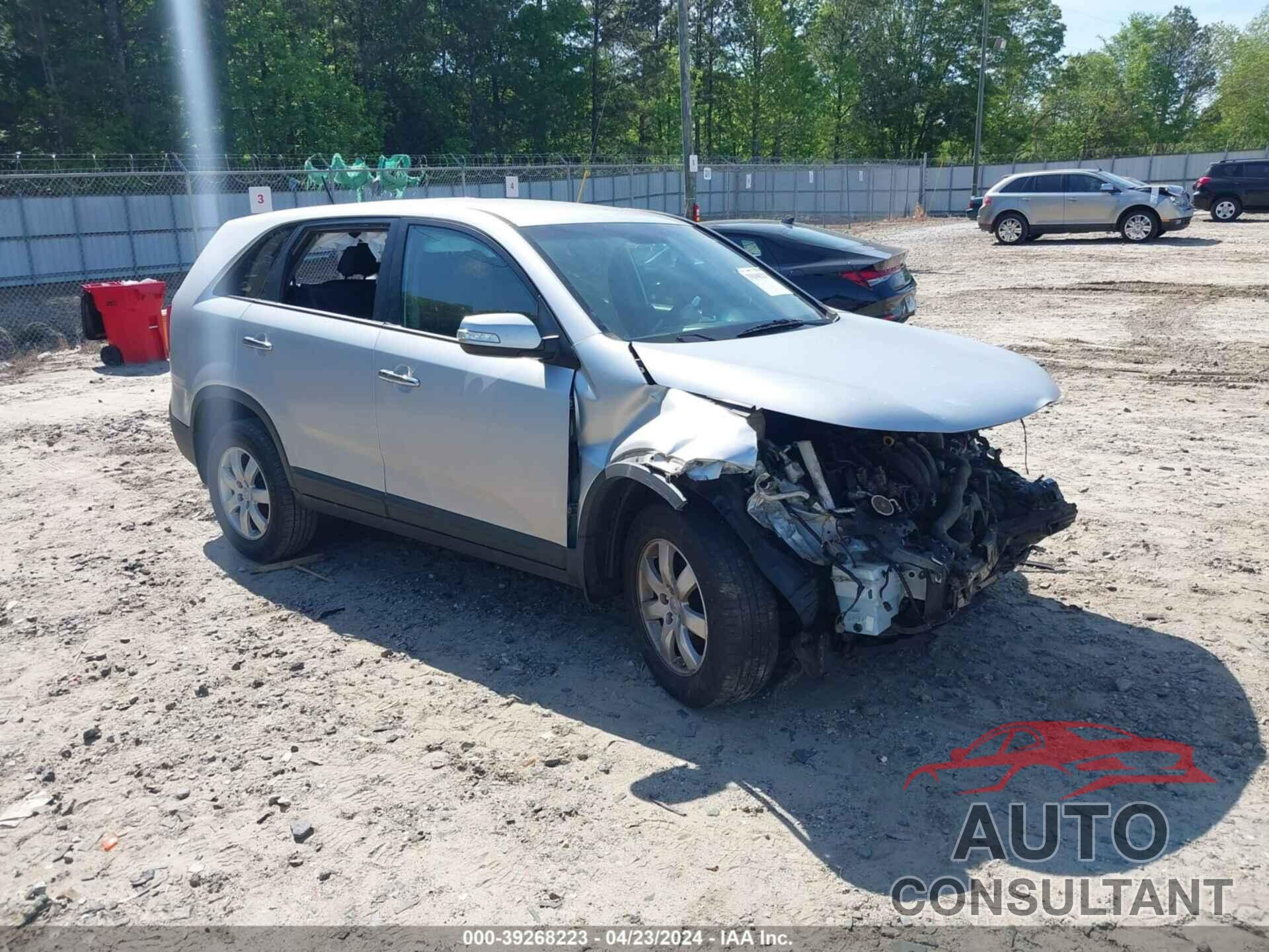 KIA SORENTO 2012 - 5XYKT3A17CG216046