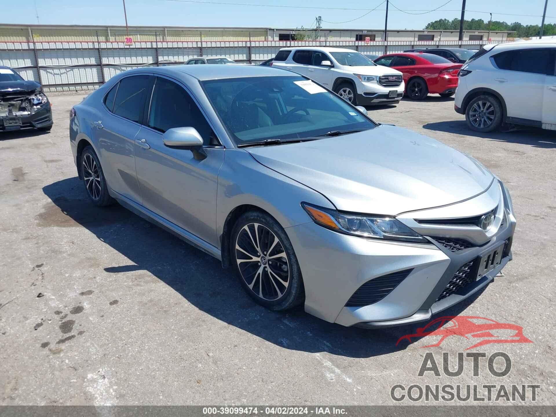 TOYOTA CAMRY 2020 - 4T1G11AK1LU943847