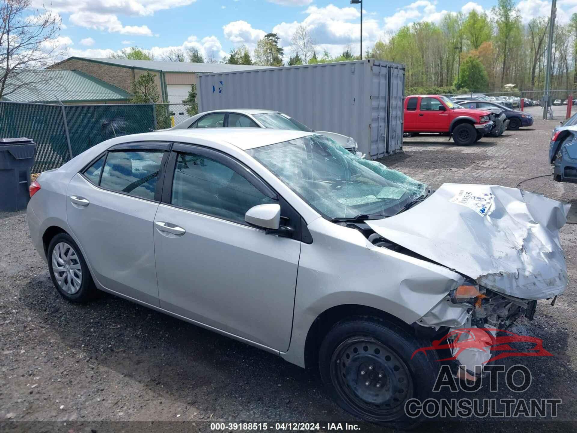 TOYOTA COROLLA 2017 - 5YFBURHE5HP668430