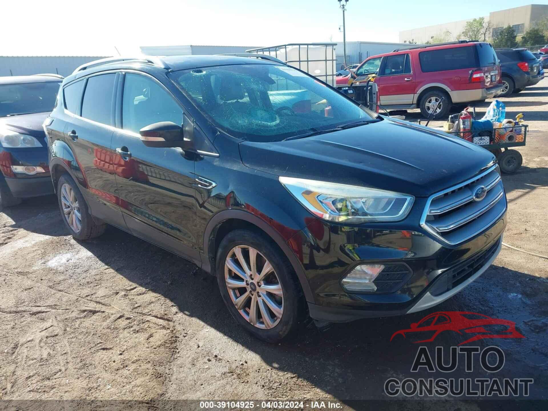 FORD ESCAPE 2017 - 1FMCU0J96HUB46627