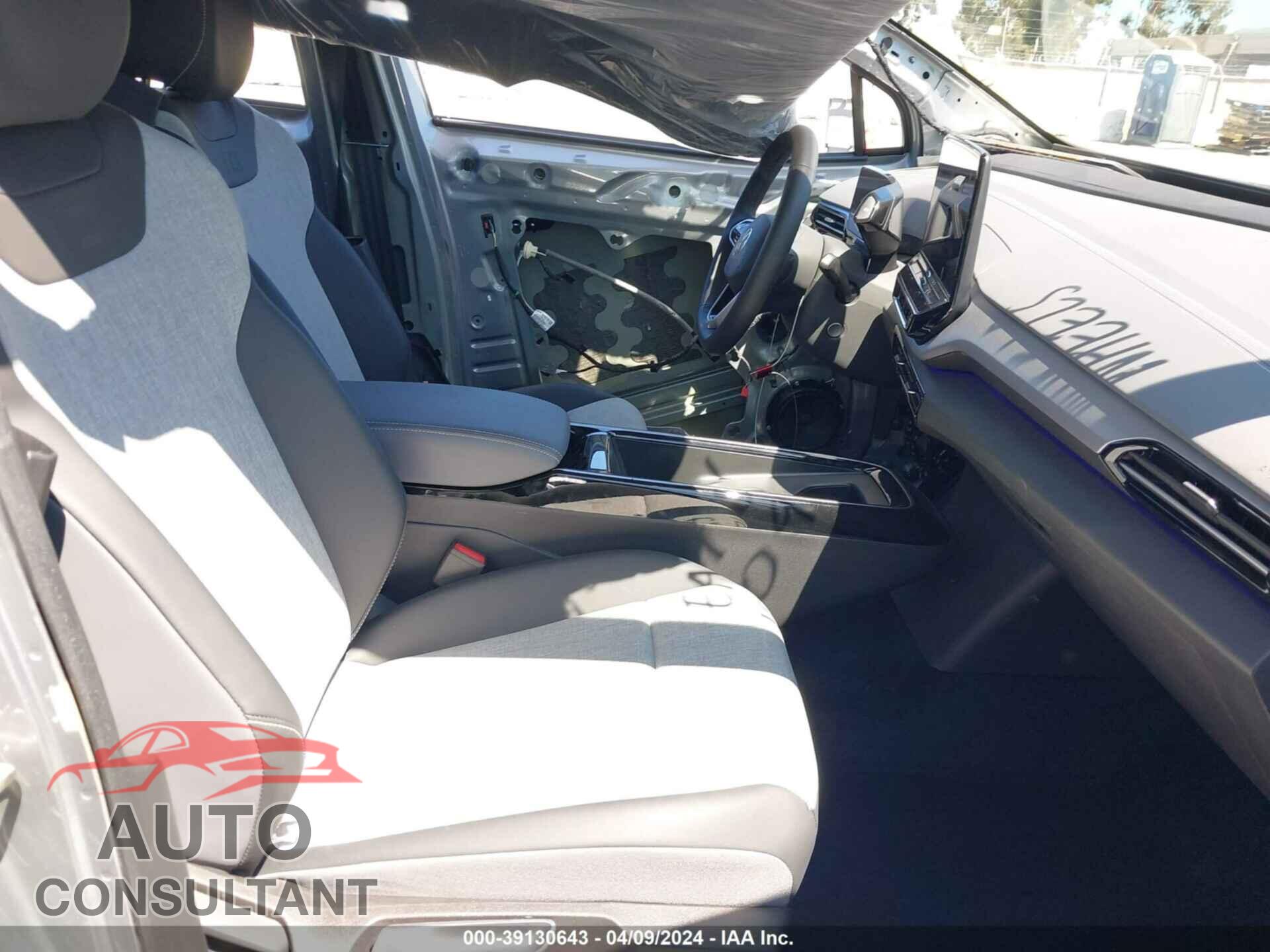 VOLKSWAGEN ID.4 2023 - 1V2DNPE88PC044443