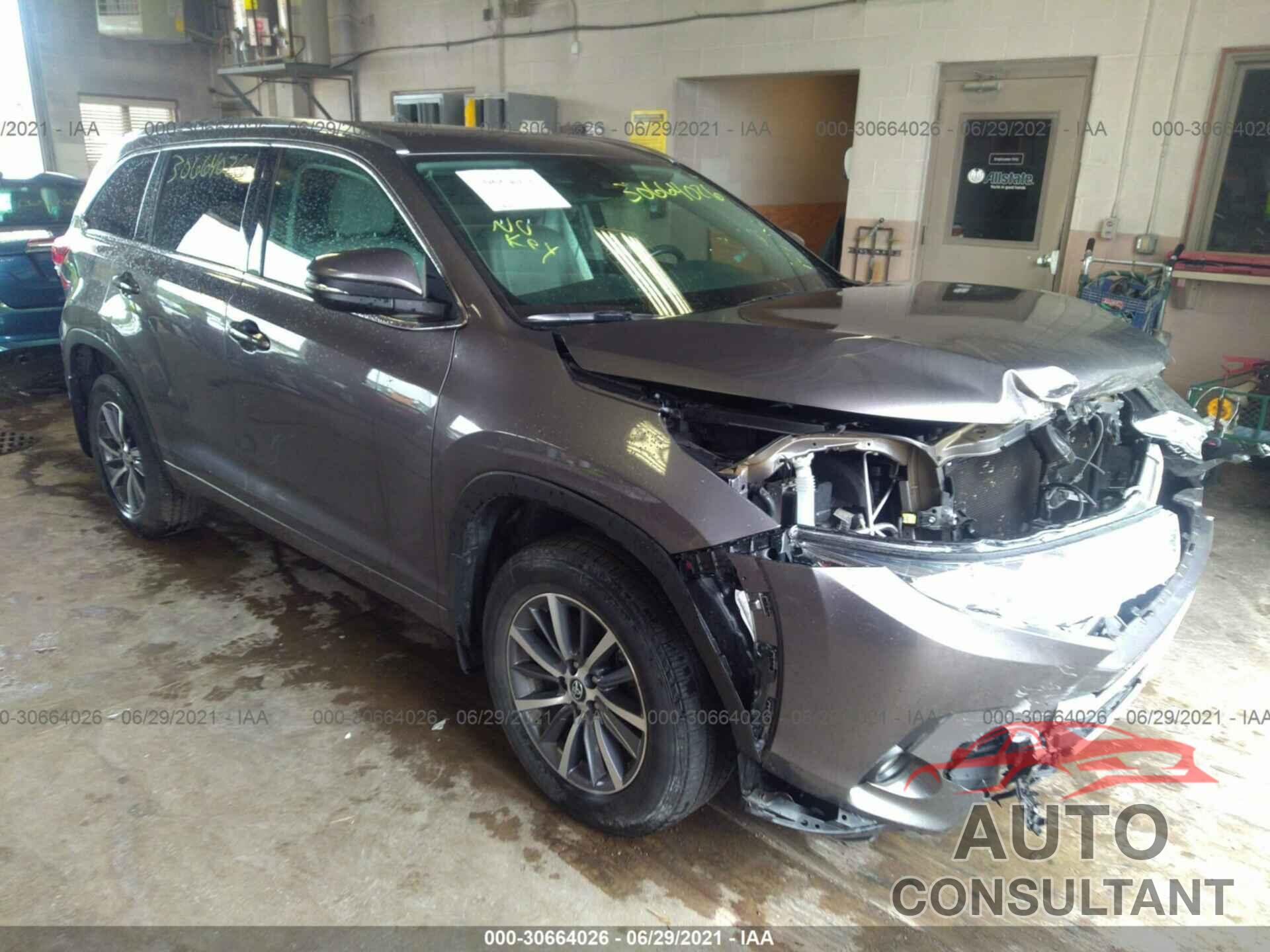 TOYOTA HIGHLANDER 2017 - 5TDJZRFH2HS426938