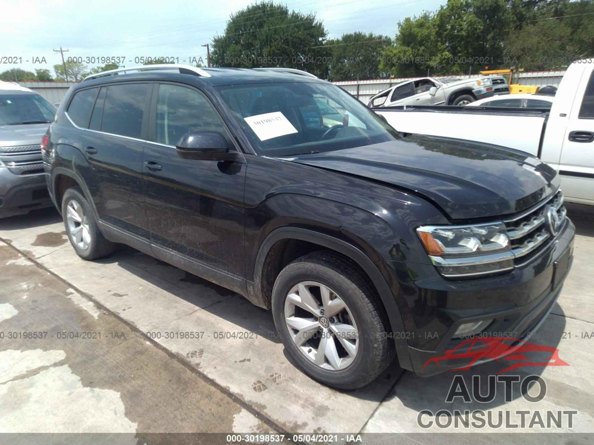 VOLKSWAGEN ATLAS 2018 - 1V2CR2CA8JC568143