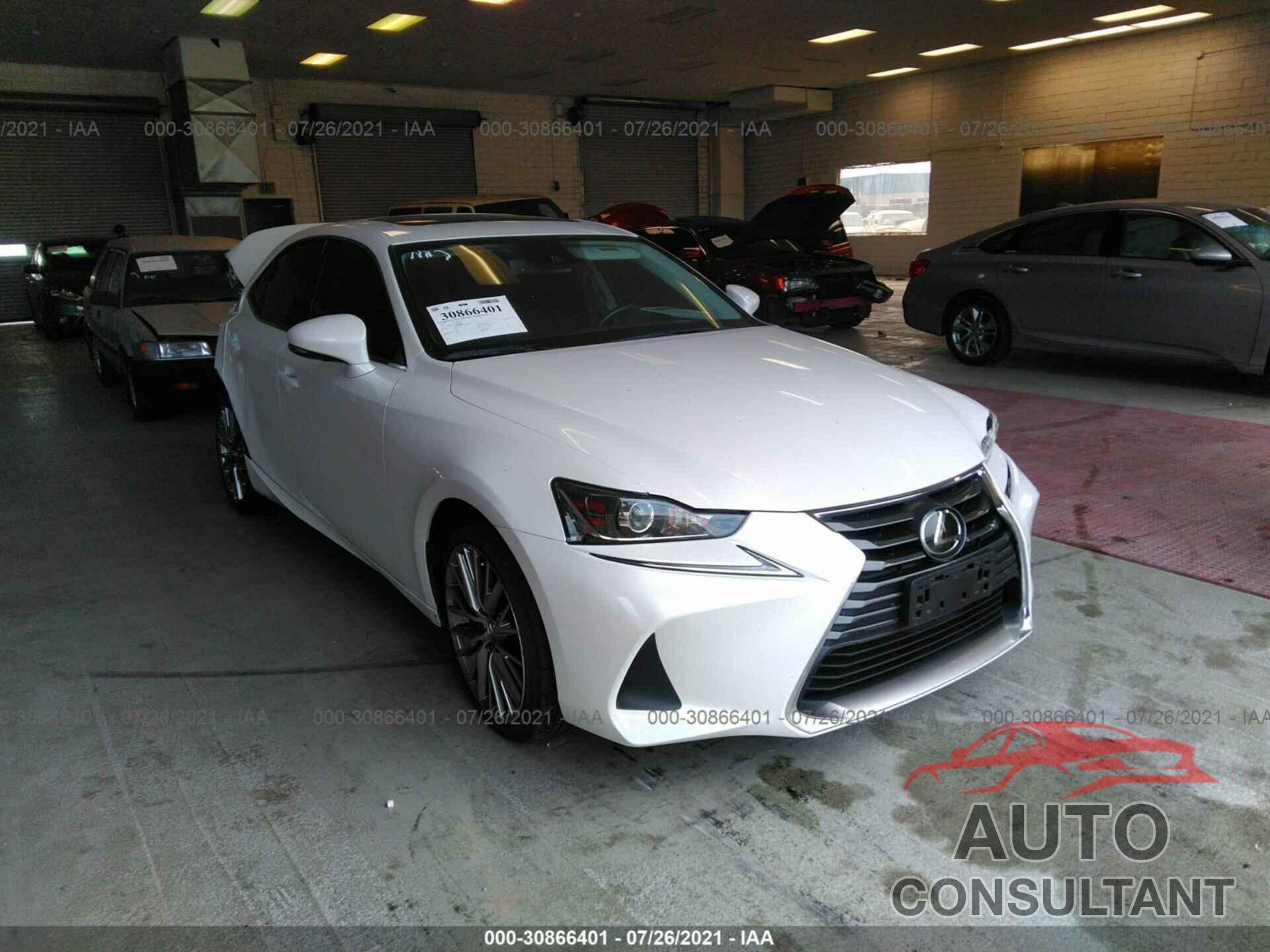 LEXUS IS 2017 - JTHBA1D22H5061631