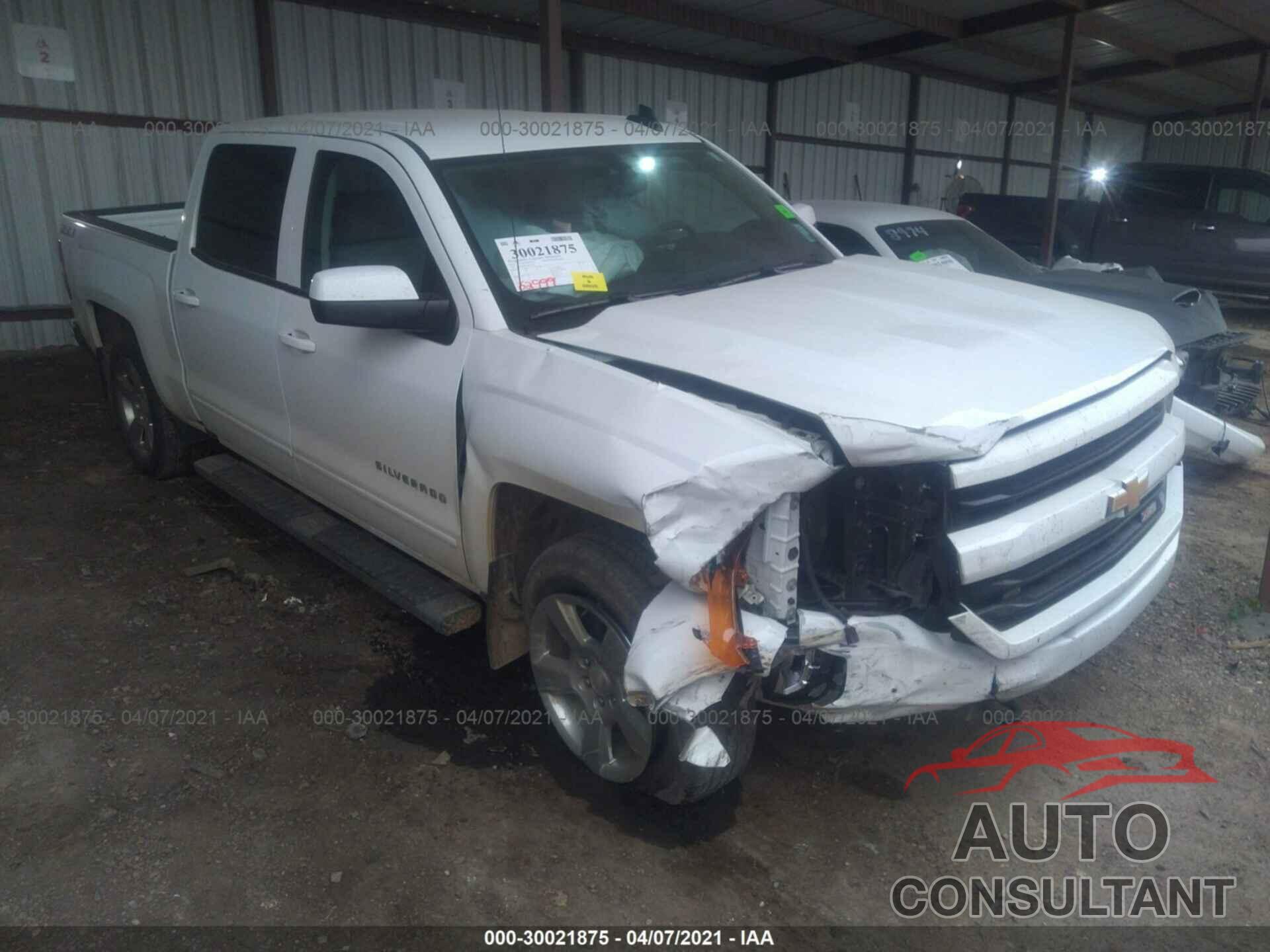 CHEVROLET SILVERADO 1500 2018 - 3GCUKREC7JG372886
