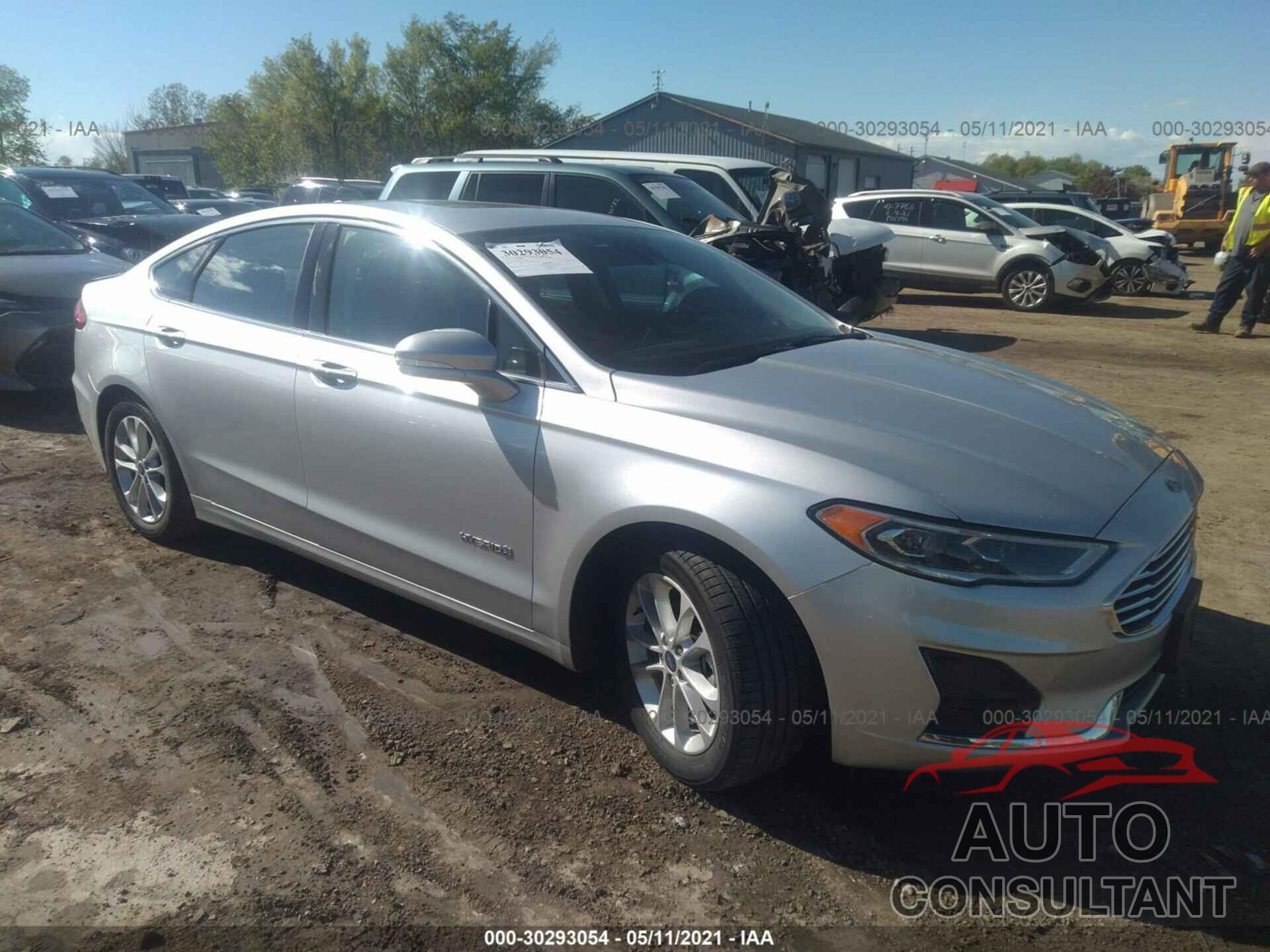 FORD FUSION HYBRID 2019 - 3FA6P0MU8KR147226