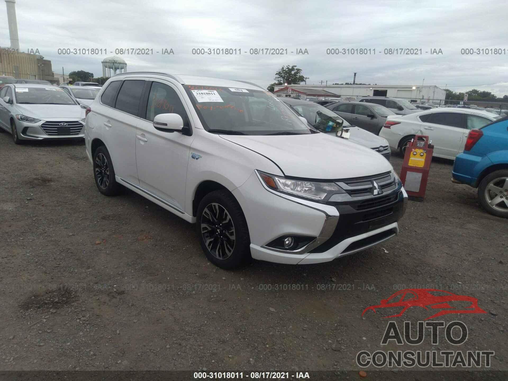 MITSUBISHI OUTLANDER PHEV 2018 - JA4J24A57JZ029194