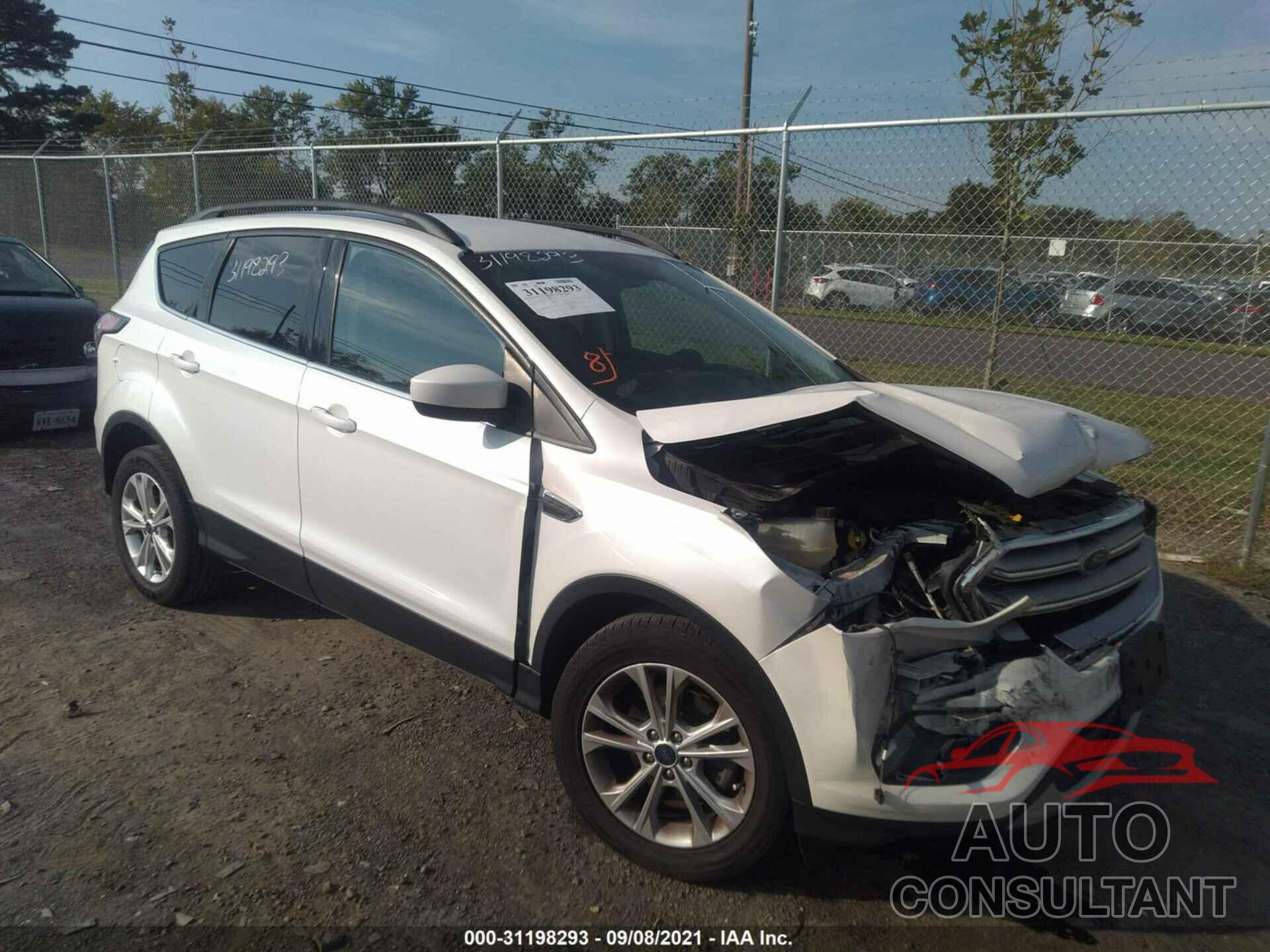 FORD ESCAPE 2017 - 1FMCU0GD1HUA99812