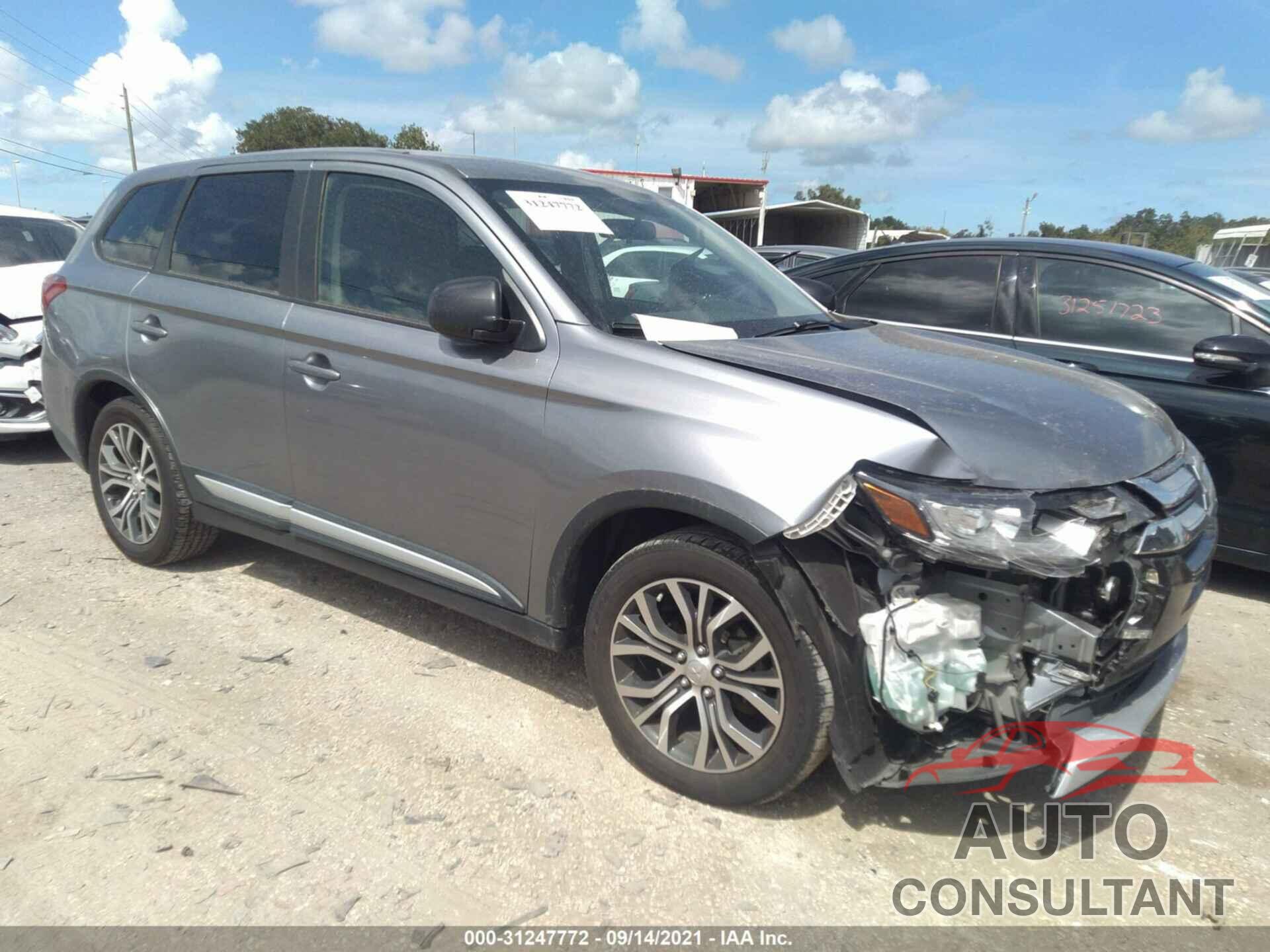 MITSUBISHI OUTLANDER 2018 - JA4AD2A34JZ055104