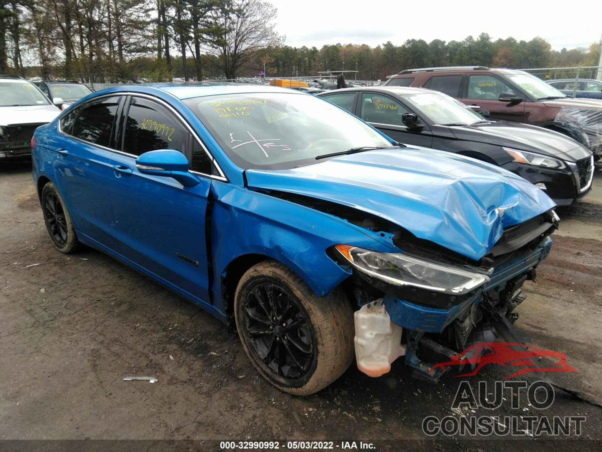 FORD FUSION HYBRID 2019 - 3FA6P0MU3KR158487