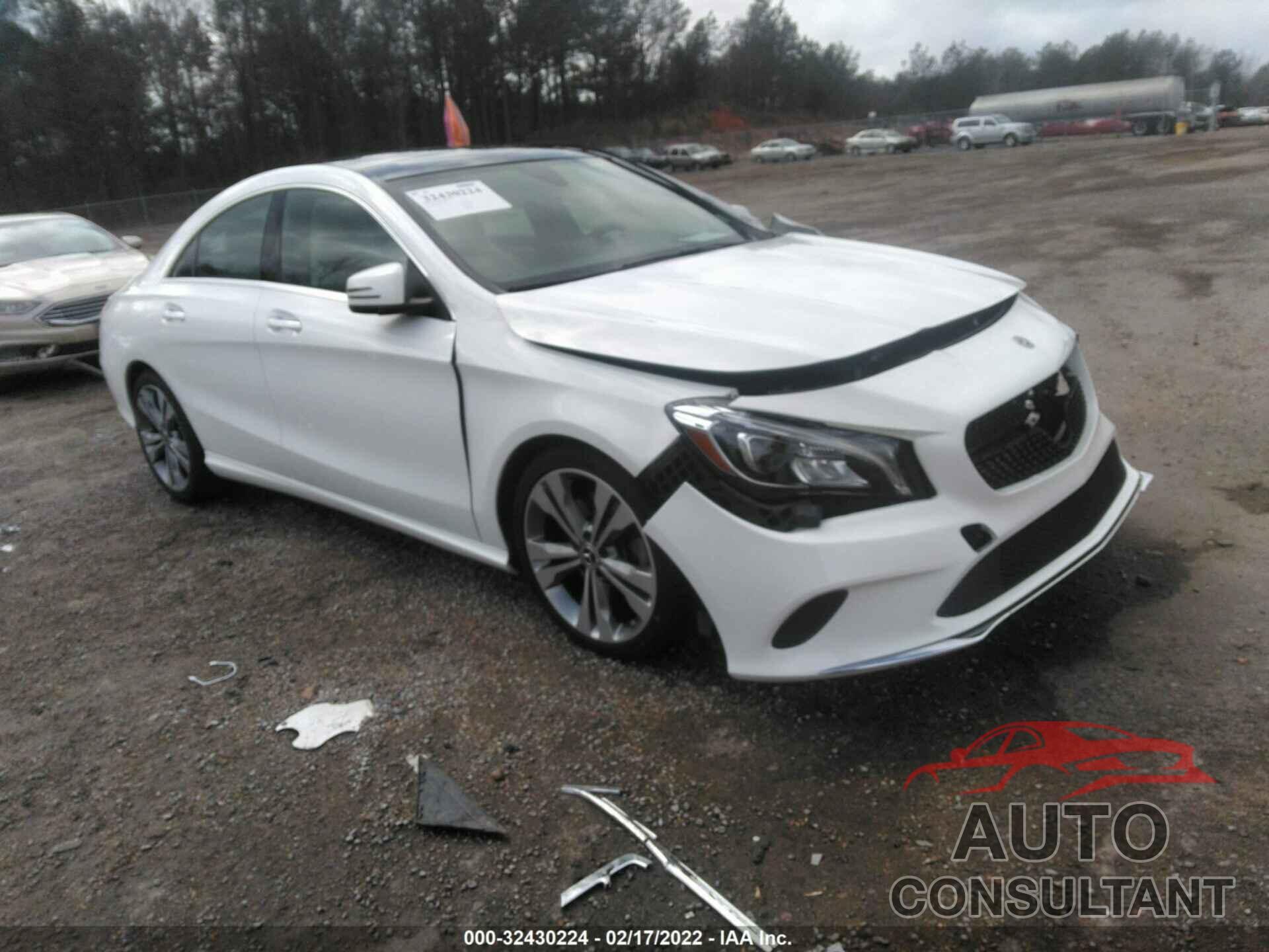 MERCEDES-BENZ CLA 2018 - WDDSJ4EB5JN658897