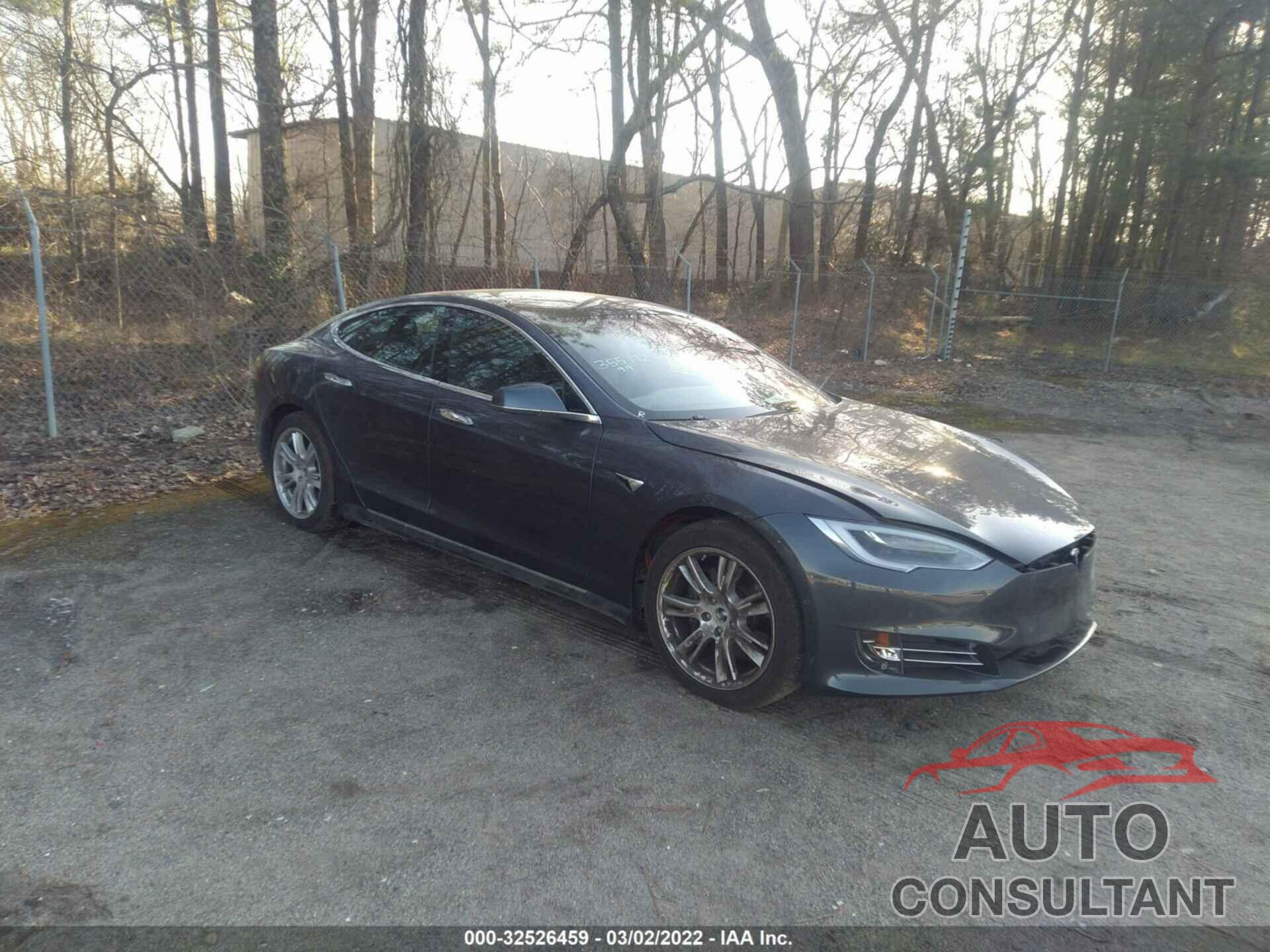 TESLA MODEL S 2021 - 5YJSA1E23MF426200