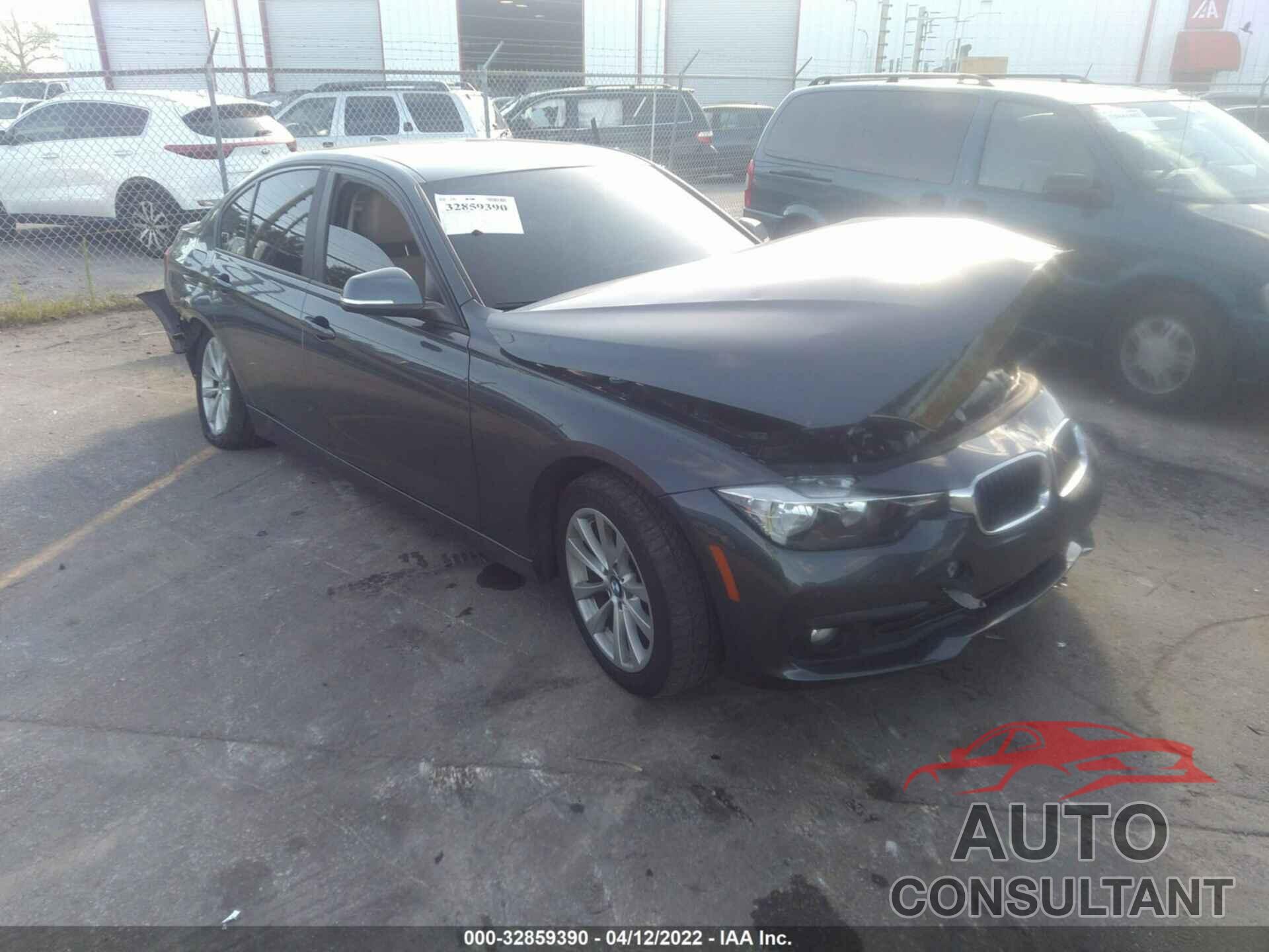BMW 3 SERIES 2017 - WBA8E1G35HNU17796
