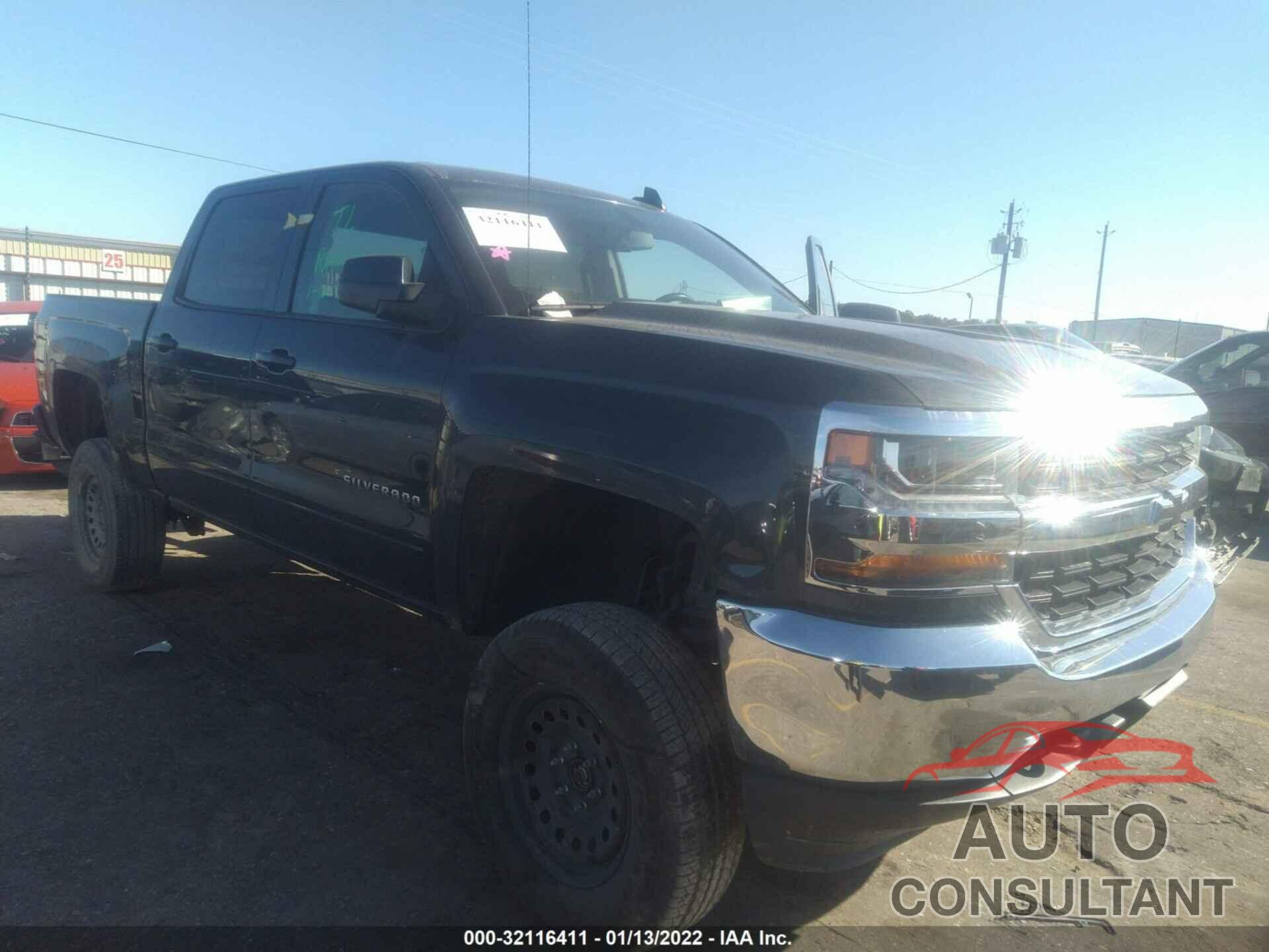 CHEVROLET SILVERADO 1500 2018 - 3GCUKREC6JG242324