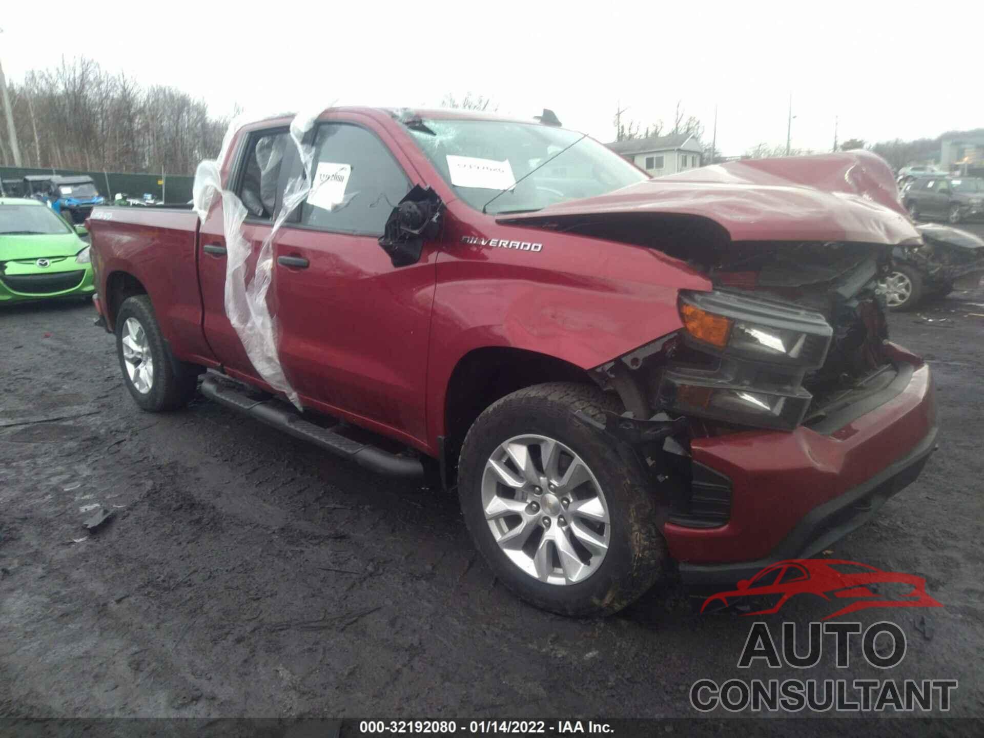 CHEVROLET SILVERADO 1500 2020 - 1GCRYBEH8LZ277201