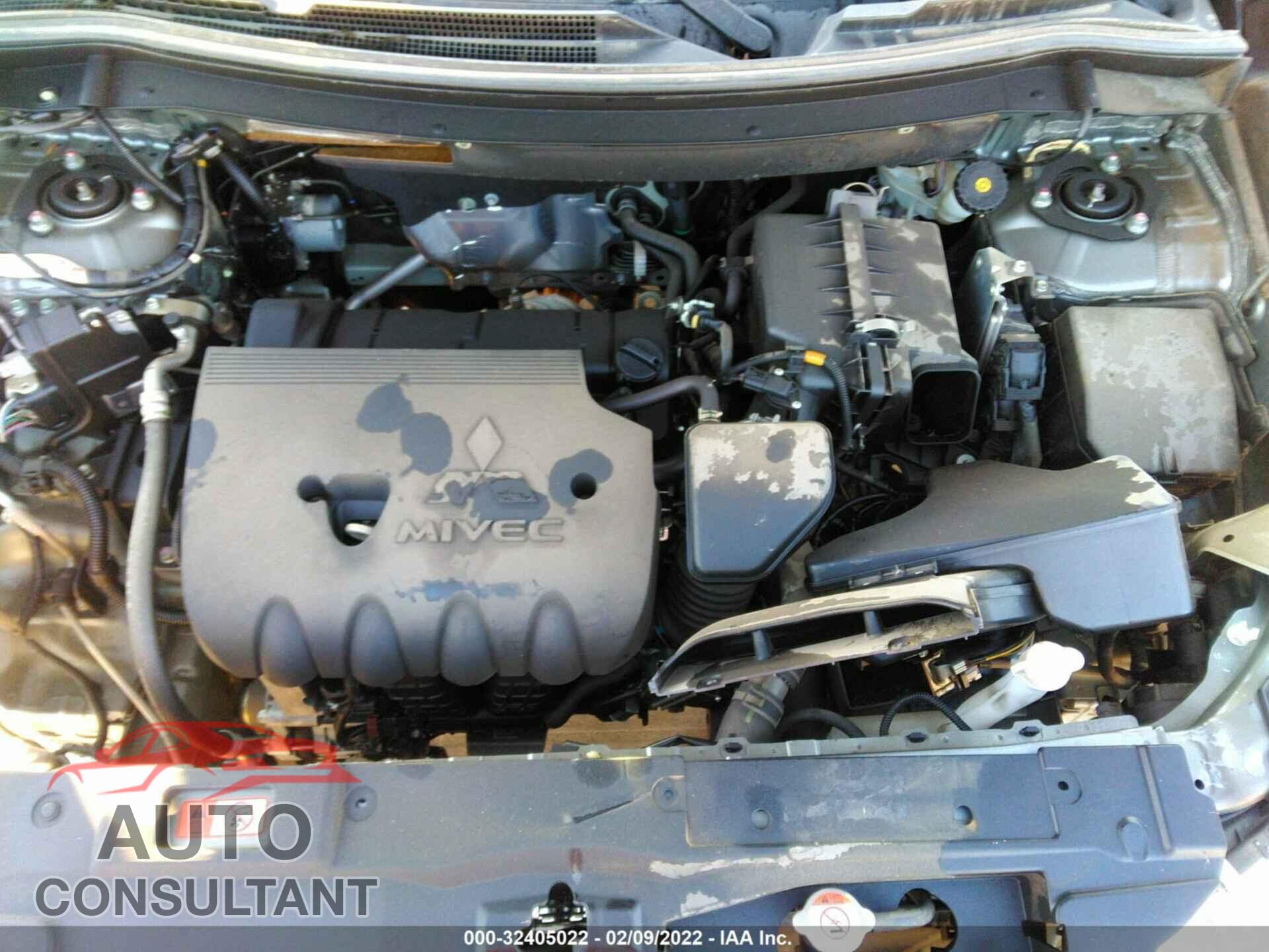 MITSUBISHI OUTLANDER 2020 - JA4AZ3A32LZ026064