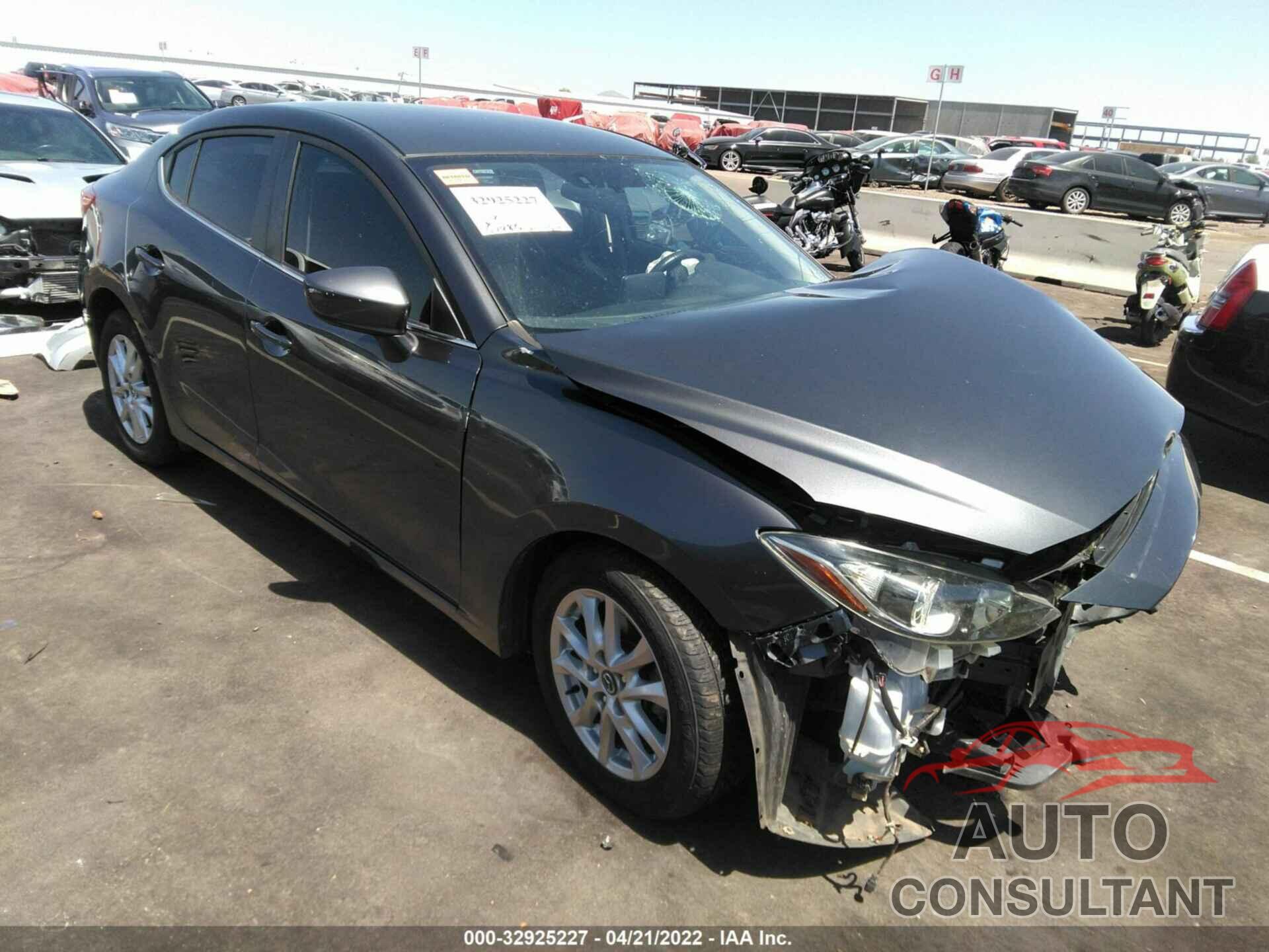 MAZDA MAZDA3 2016 - JM1BM1U76G1284720