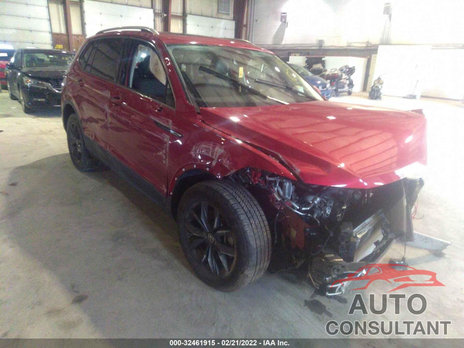 VOLKSWAGEN TIGUAN 2022 - 3VV2B7AX6NM021366