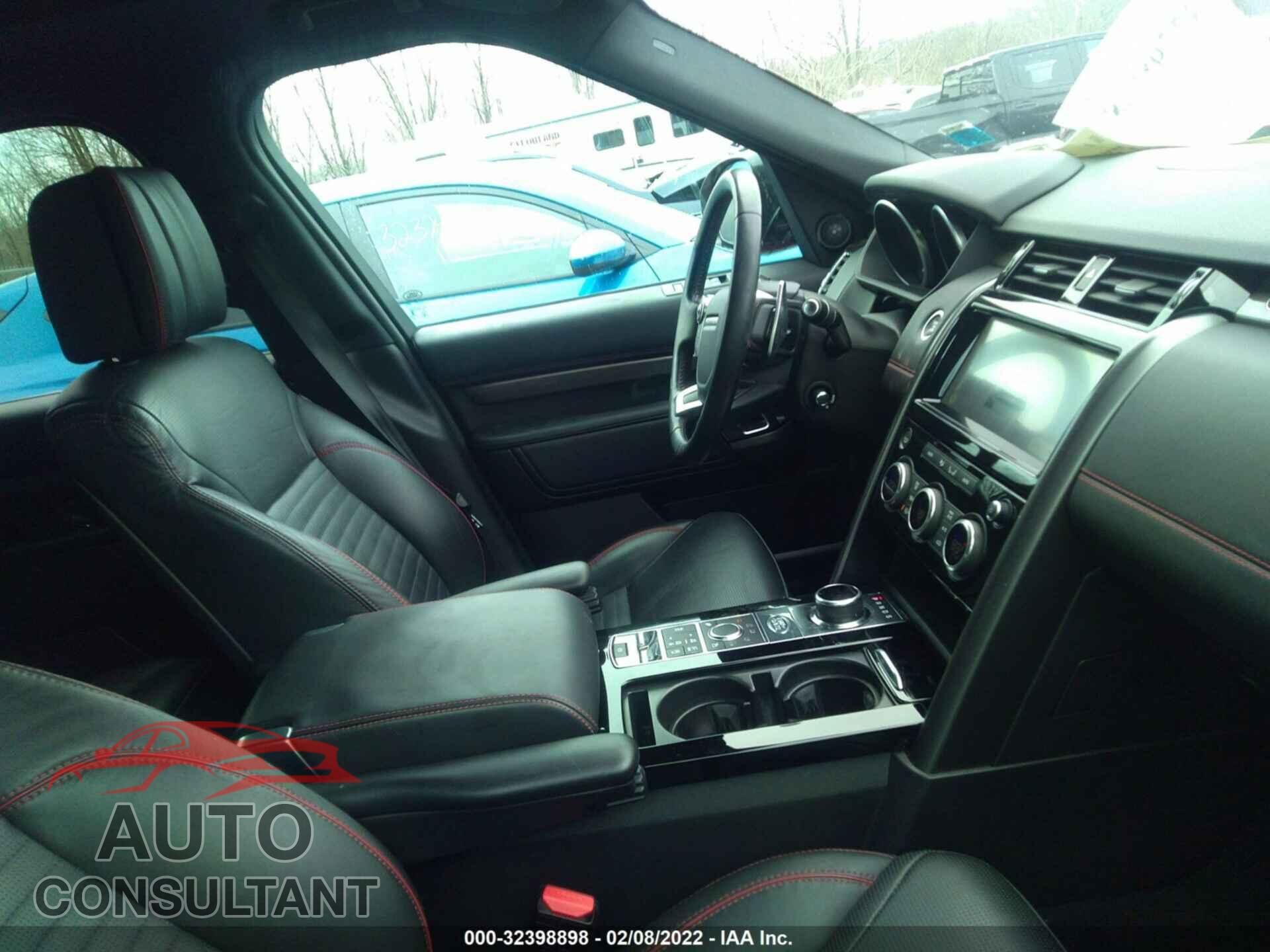 LAND ROVER DISCOVERY 2017 - SALRHBBV0HA041585