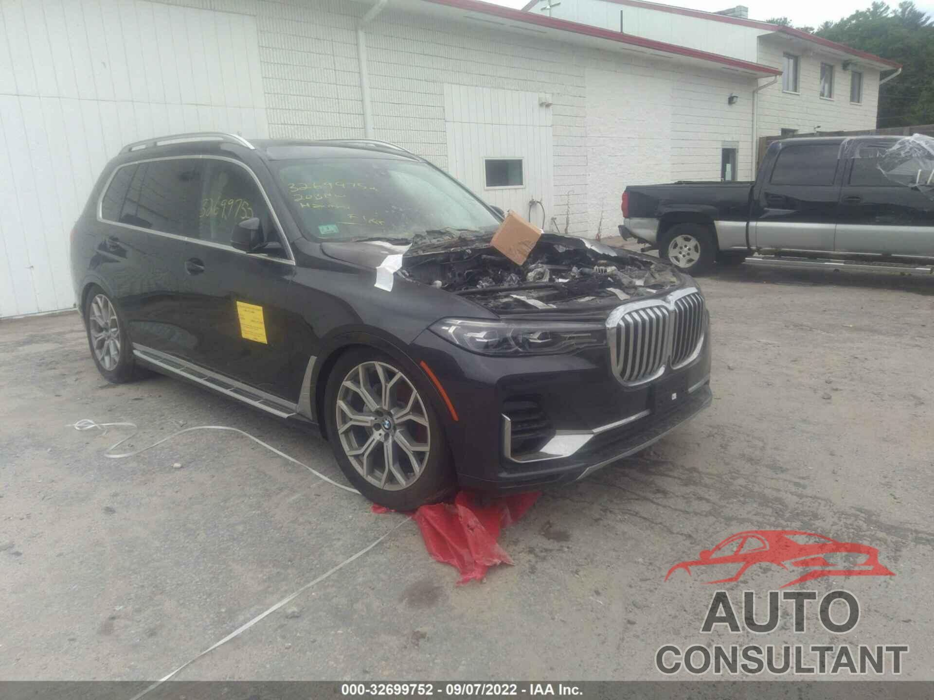 BMW X7 2020 - 5UXCW2C0XL9B38388