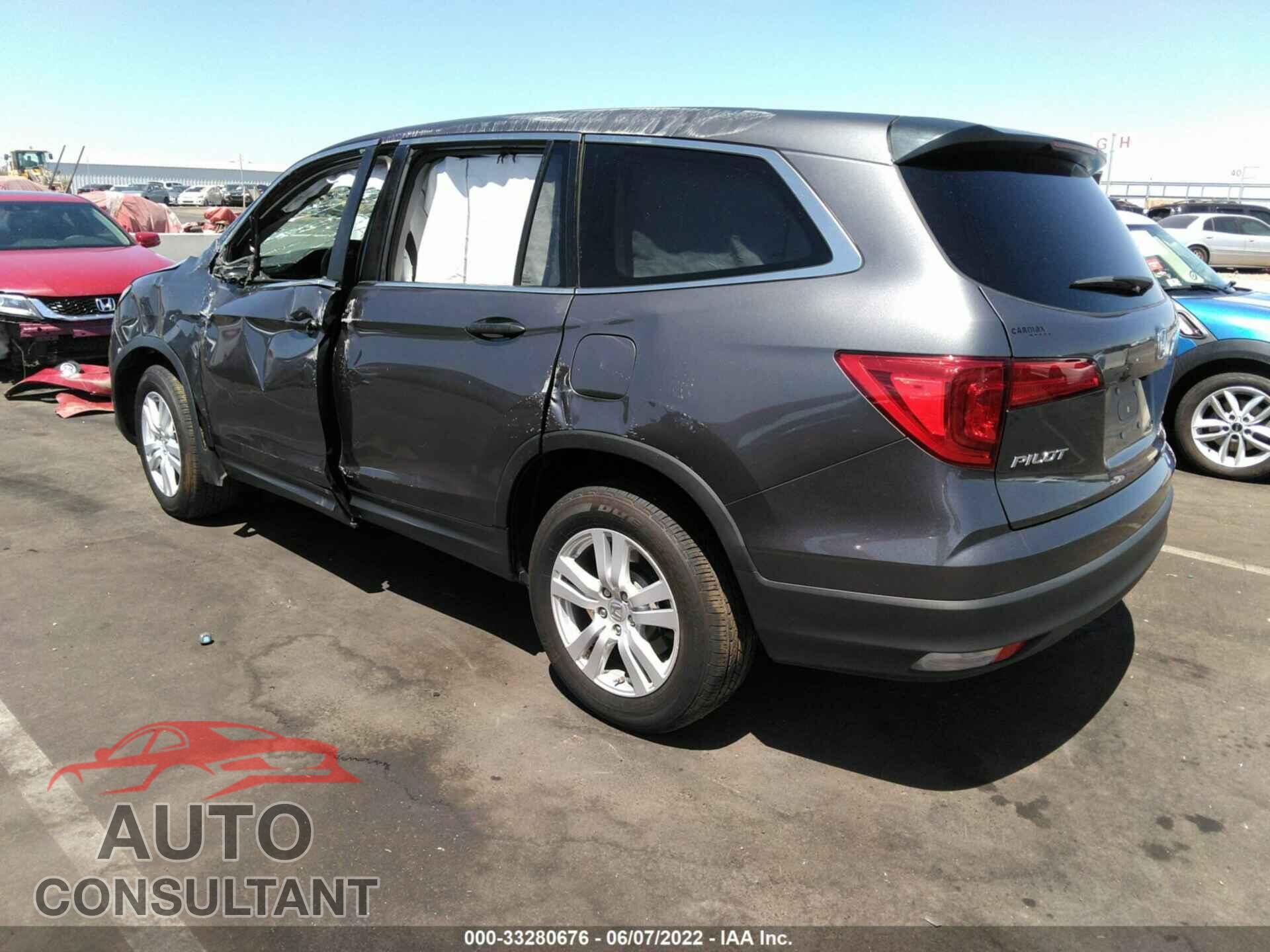 HONDA PILOT 2017 - 5FNYF5H16HB045887