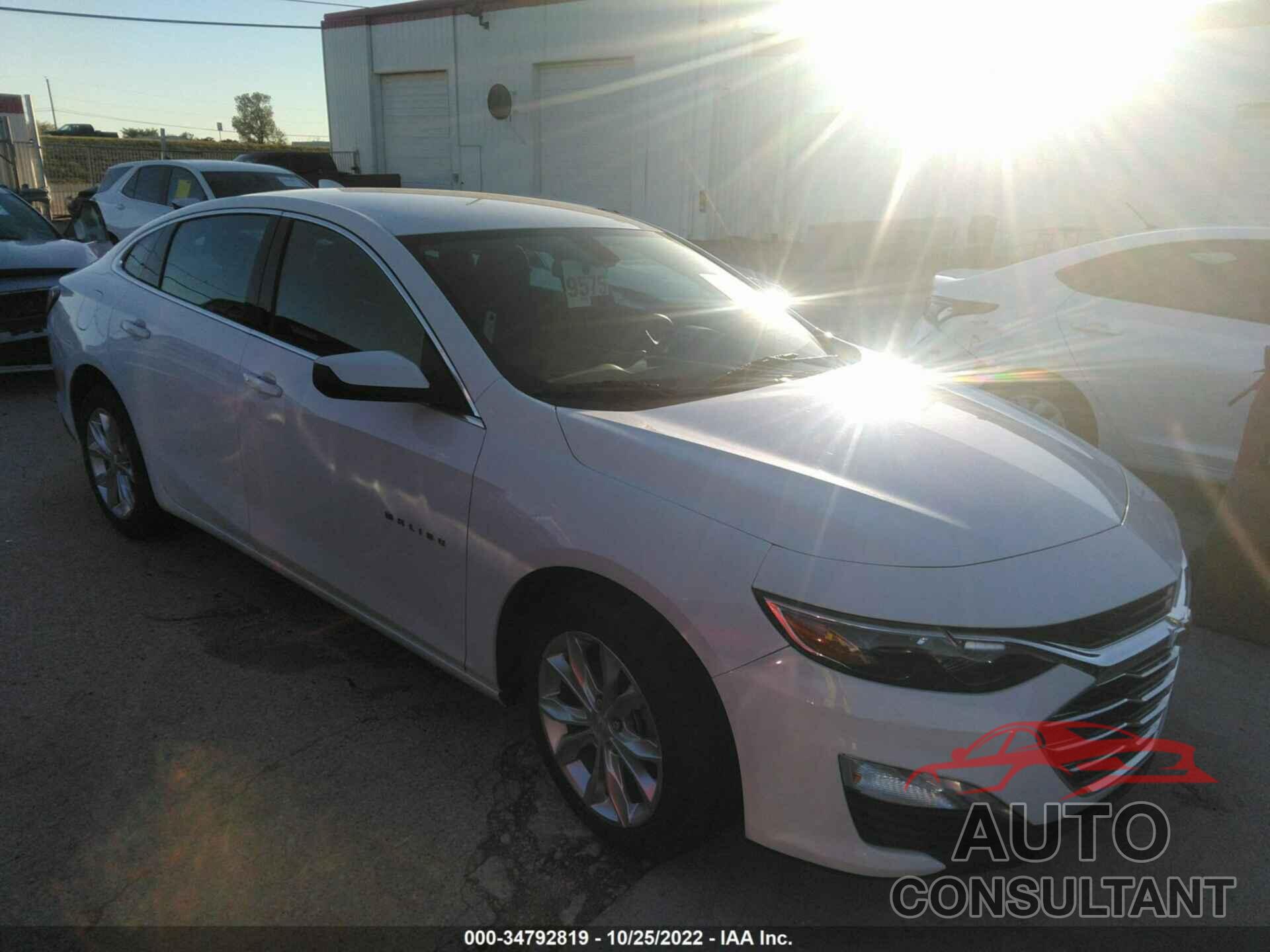 CHEVROLET MALIBU 2020 - 1G1ZD5ST5LF040584