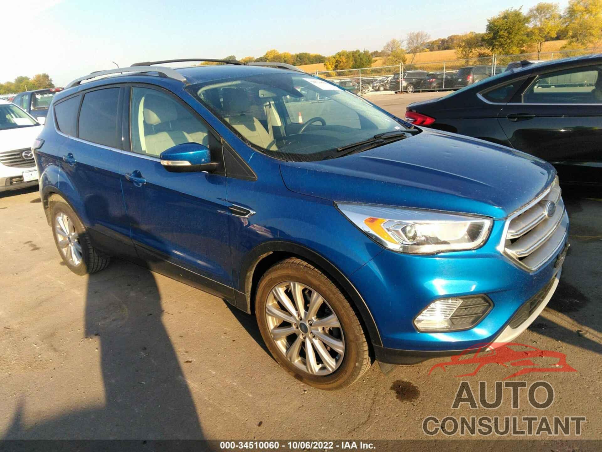 FORD ESCAPE 2017 - 1FMCU0J93HUC43249