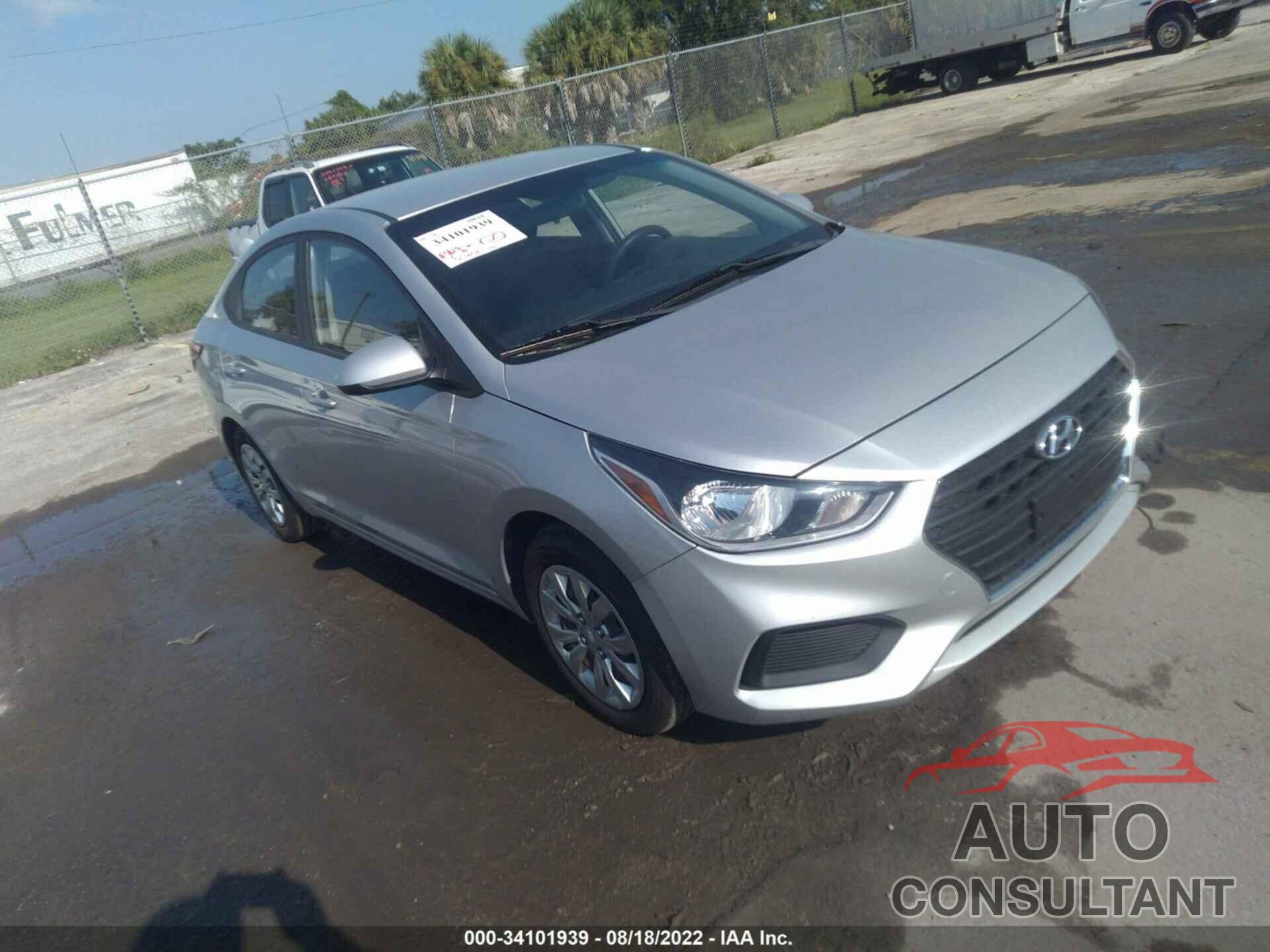 HYUNDAI ACCENT 2018 - 3KPC24A30JE005795