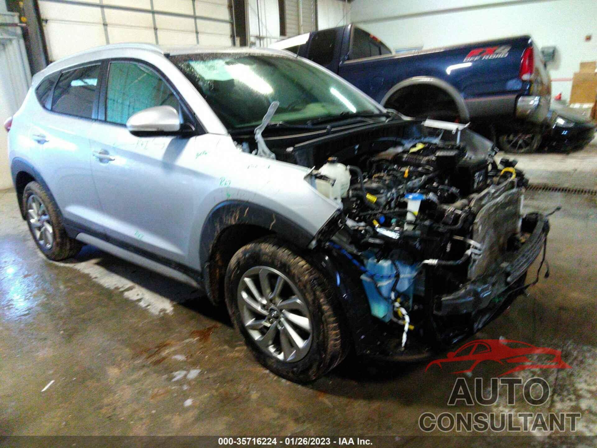 HYUNDAI TUCSON 2018 - KM8J33A45JU670762