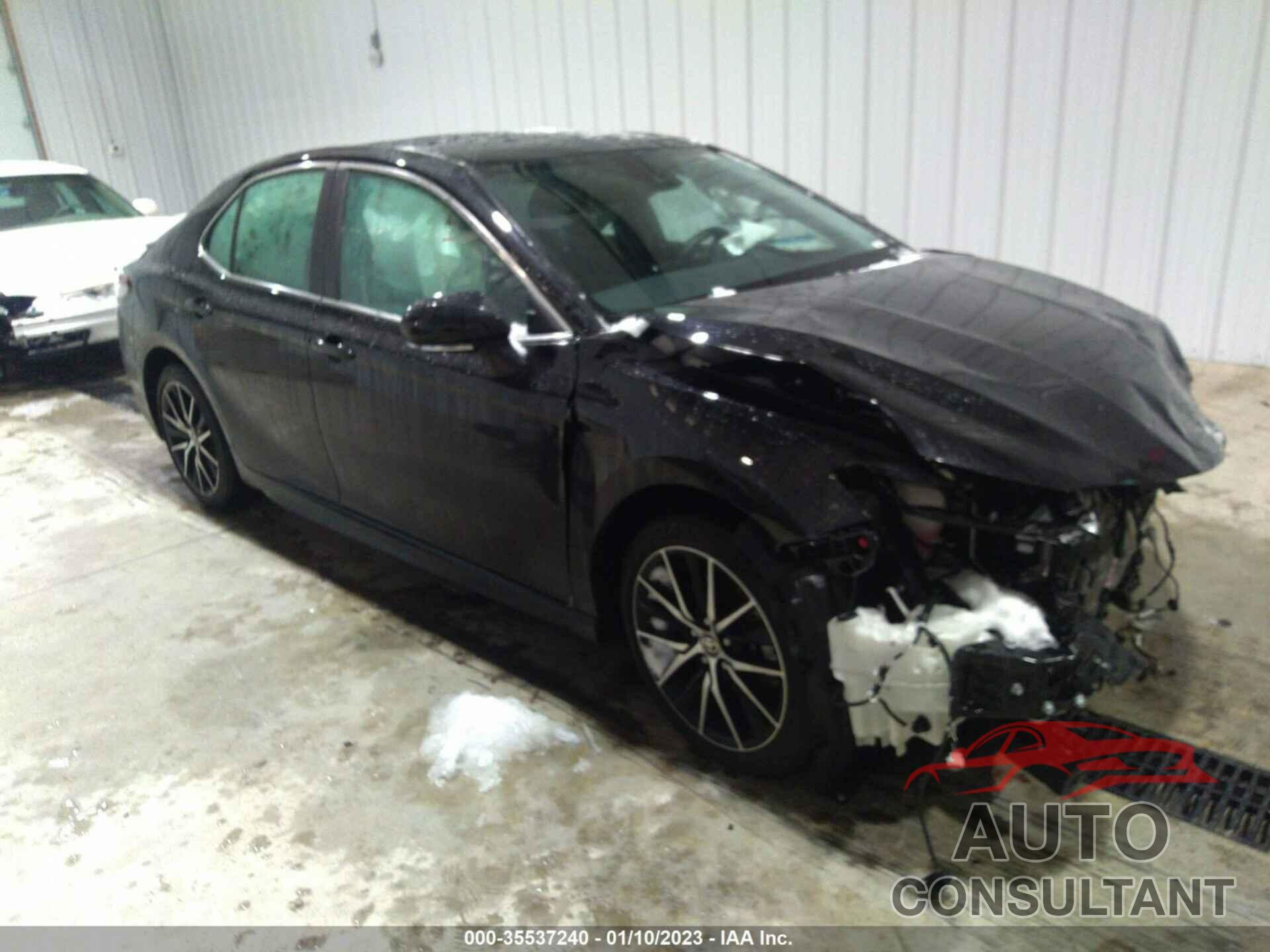 TOYOTA CAMRY 2021 - 4T1G11AKXMU430503