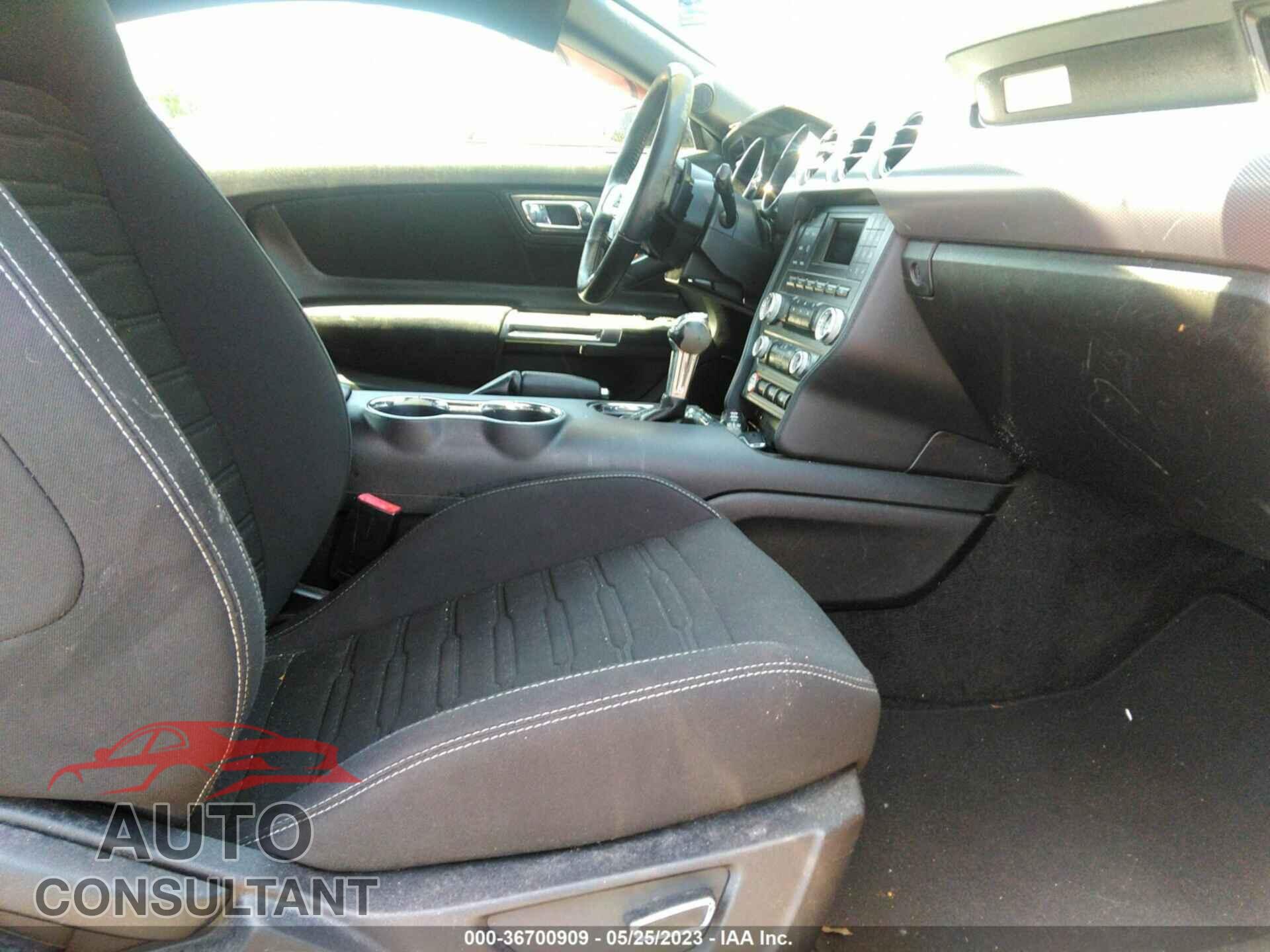 FORD MUSTANG 2017 - 1FA6P8TH7H5329403